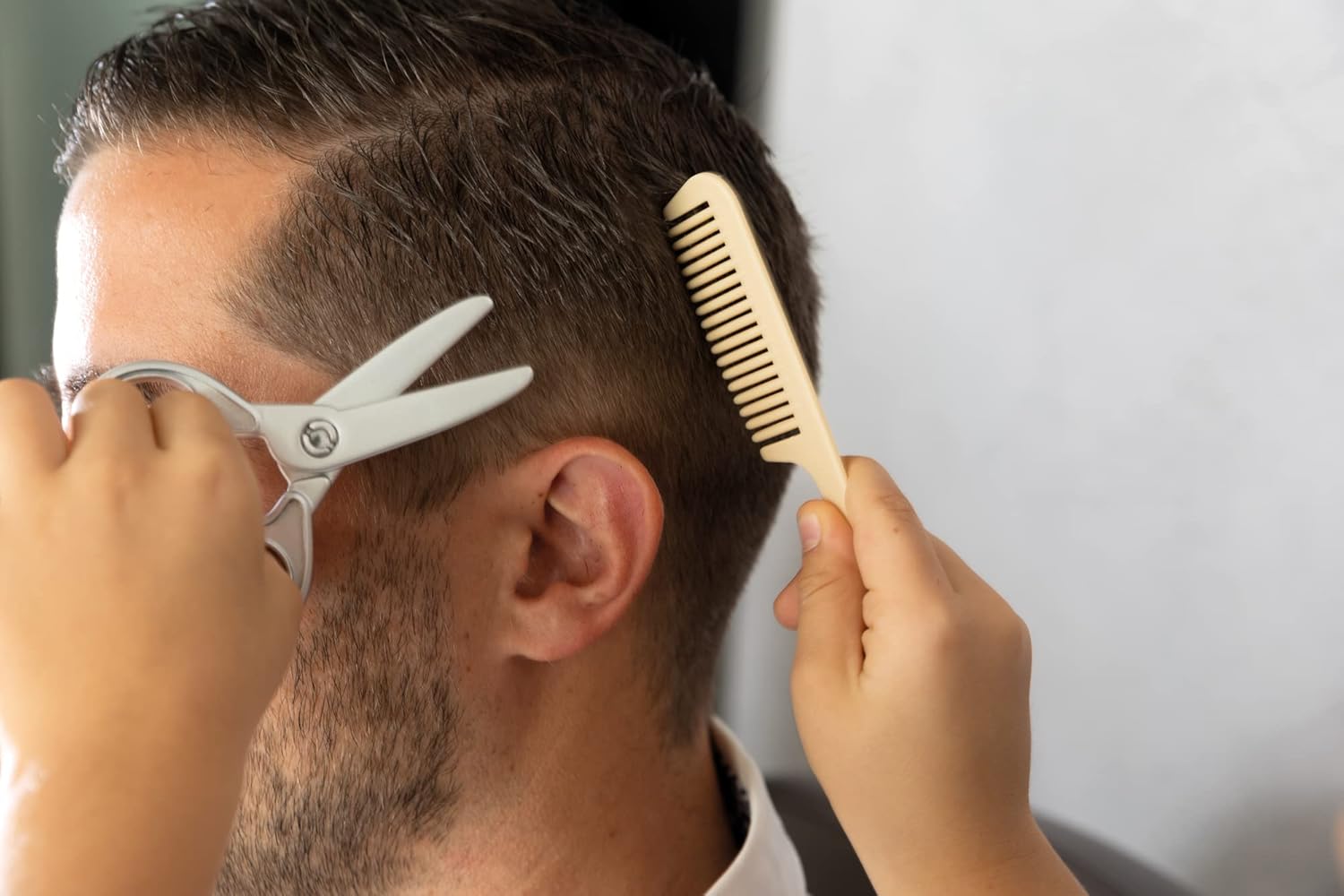 Smoby Barber Tool Belt Playset - 10-Piece Pretend Haircut Kit for Kids 3 Years and Up 12