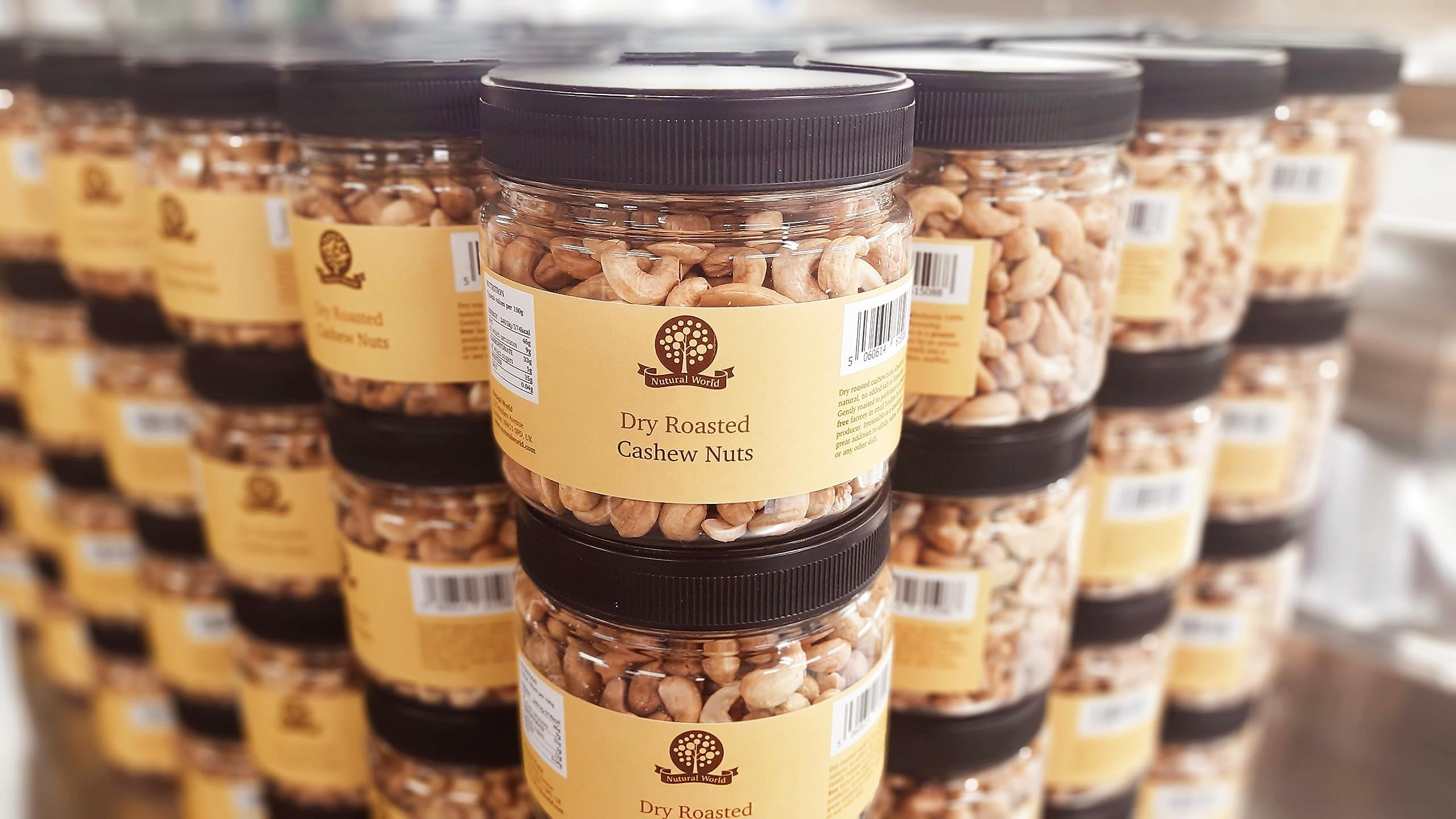 Nutural World Dry Roasted Whole Unsalted Cashews (500g) - Great Taste Award Winner 4