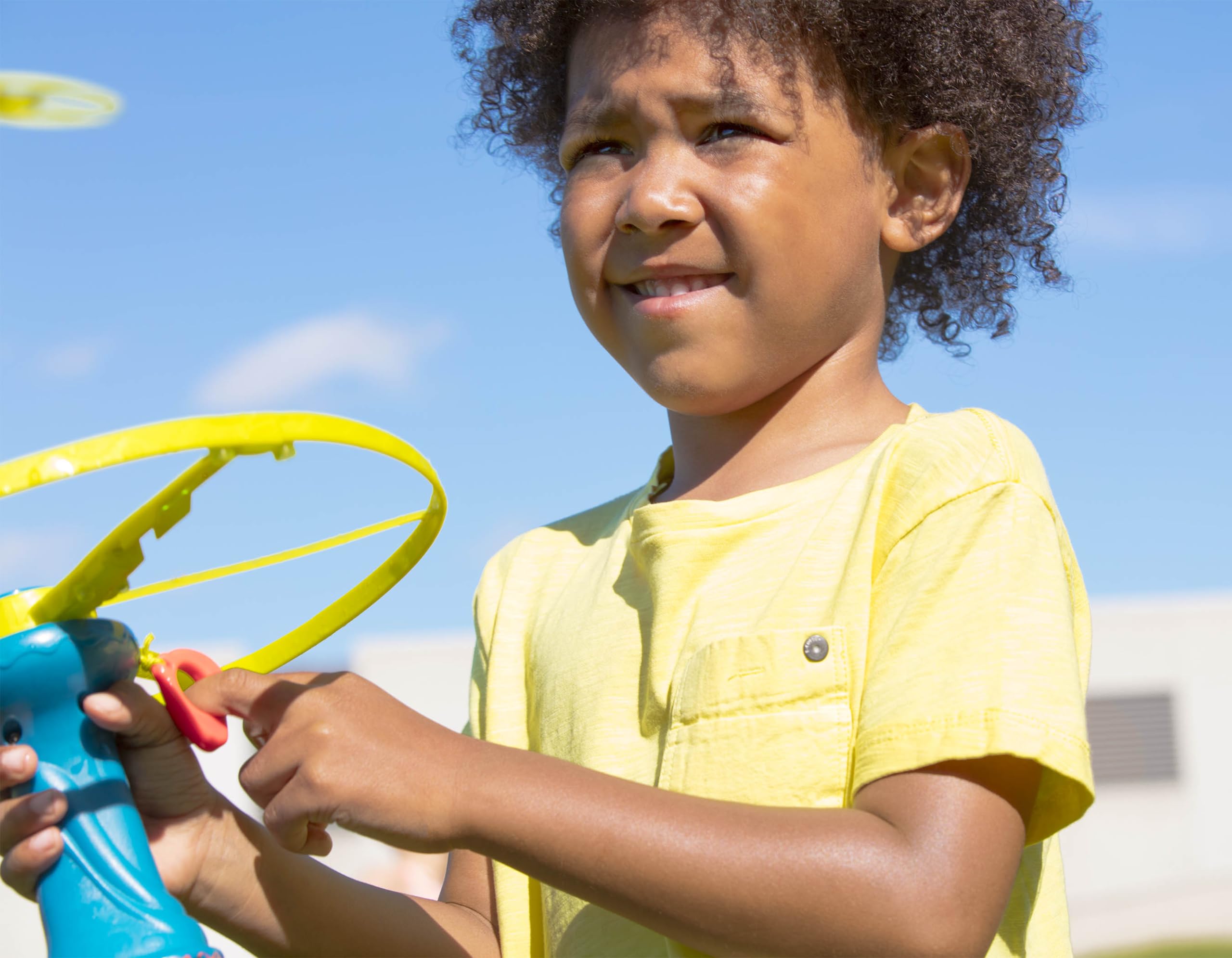 Battat BX1592Z Light-Up Disco Flyers – Flying Disc Toy for Kids 5+ 9