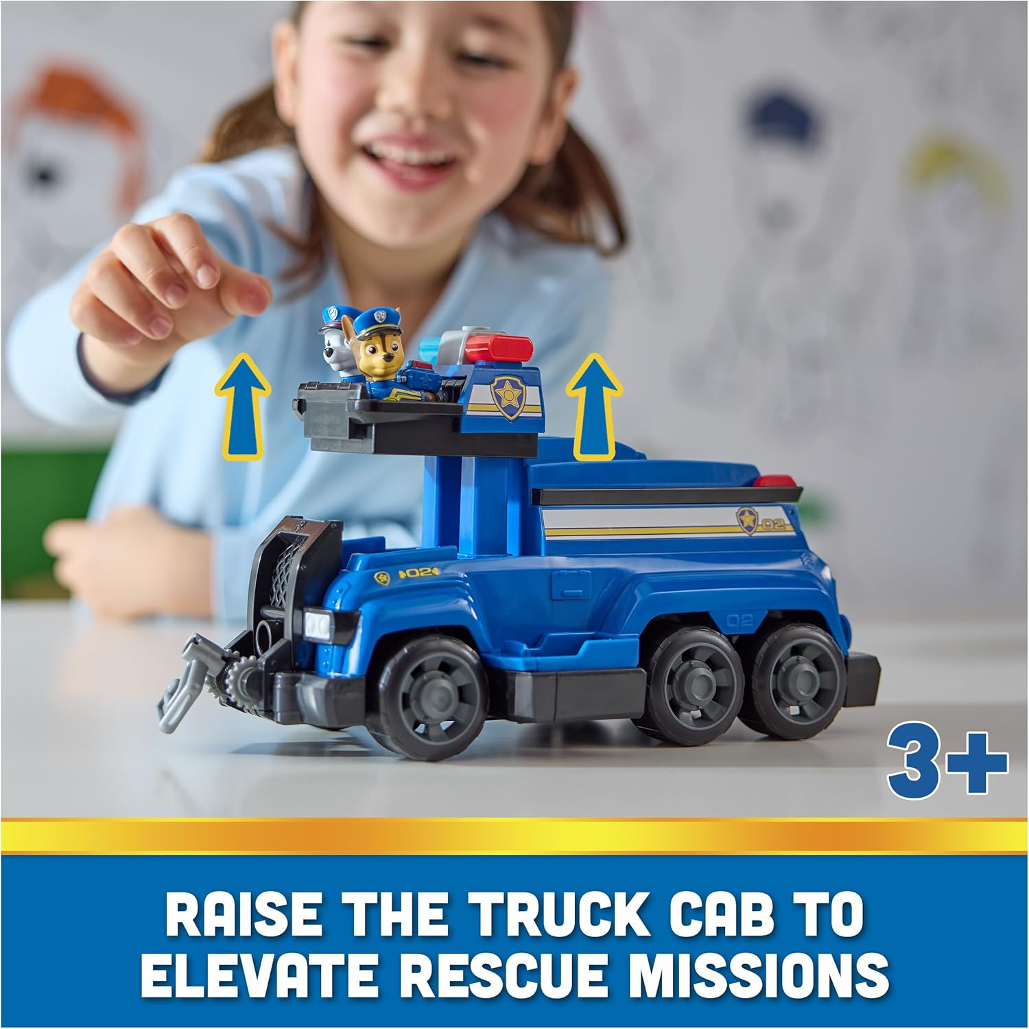 Paw Patrol Team Cruiser - Large Vehicle with 6 Action Figures for Ages 3+ 6