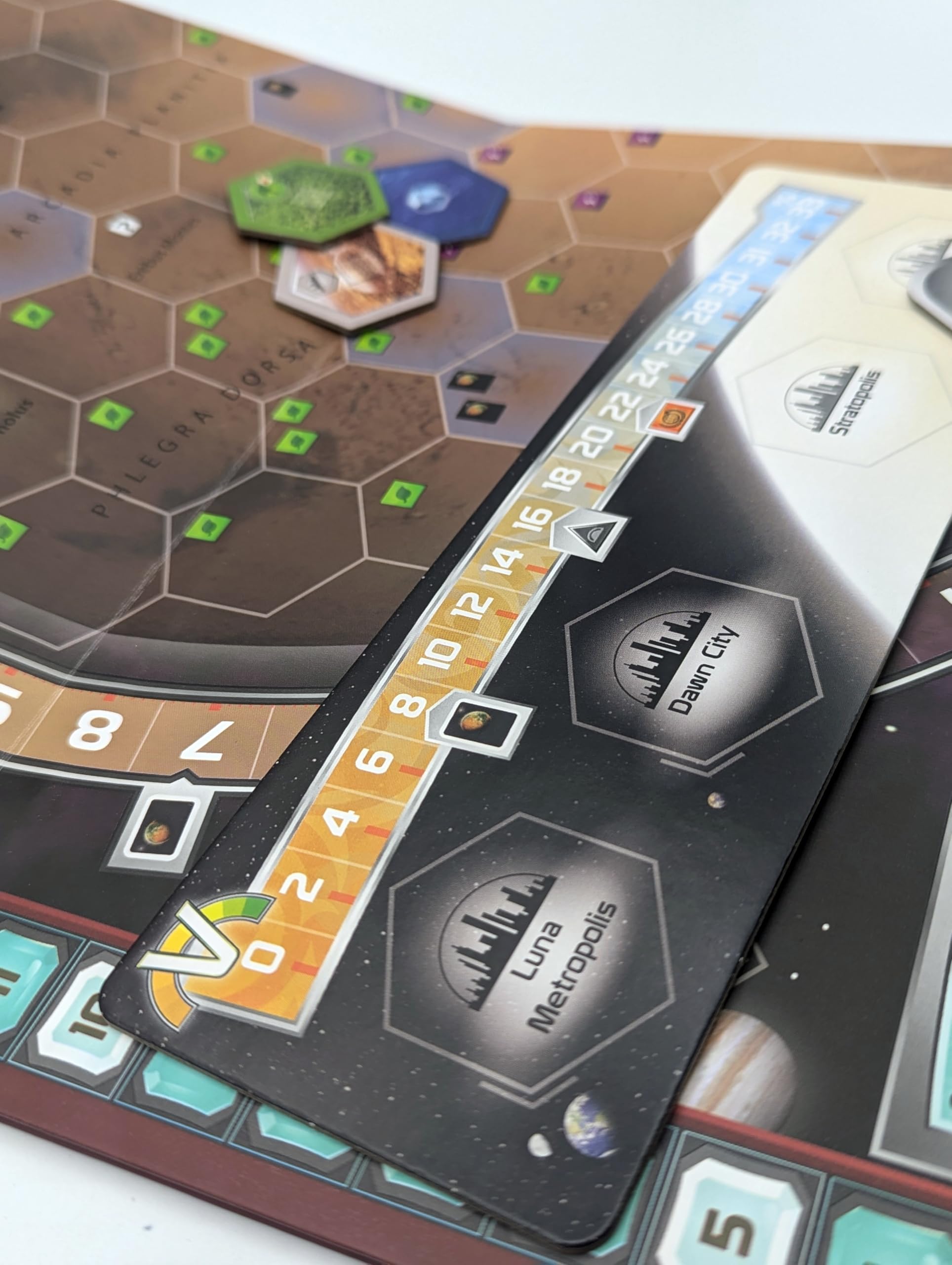 Stronghold Games Terraforming Mars: Amazonis & Vastitas (Expansion) 3