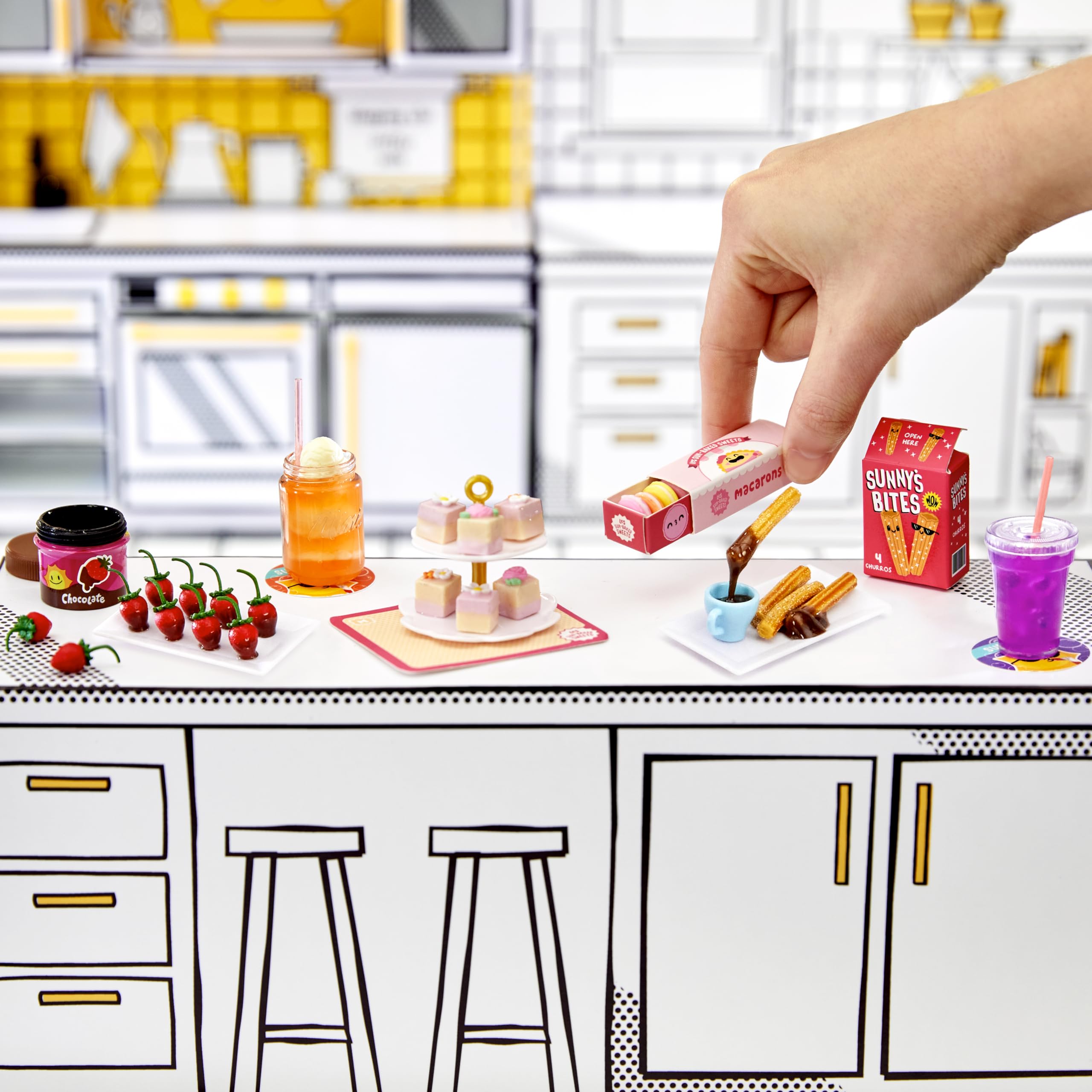 MGA's Miniverse Make It Mini Food Cafe Series 2 - DIY Resin Craft Playset for Kids Aged 8+ 7