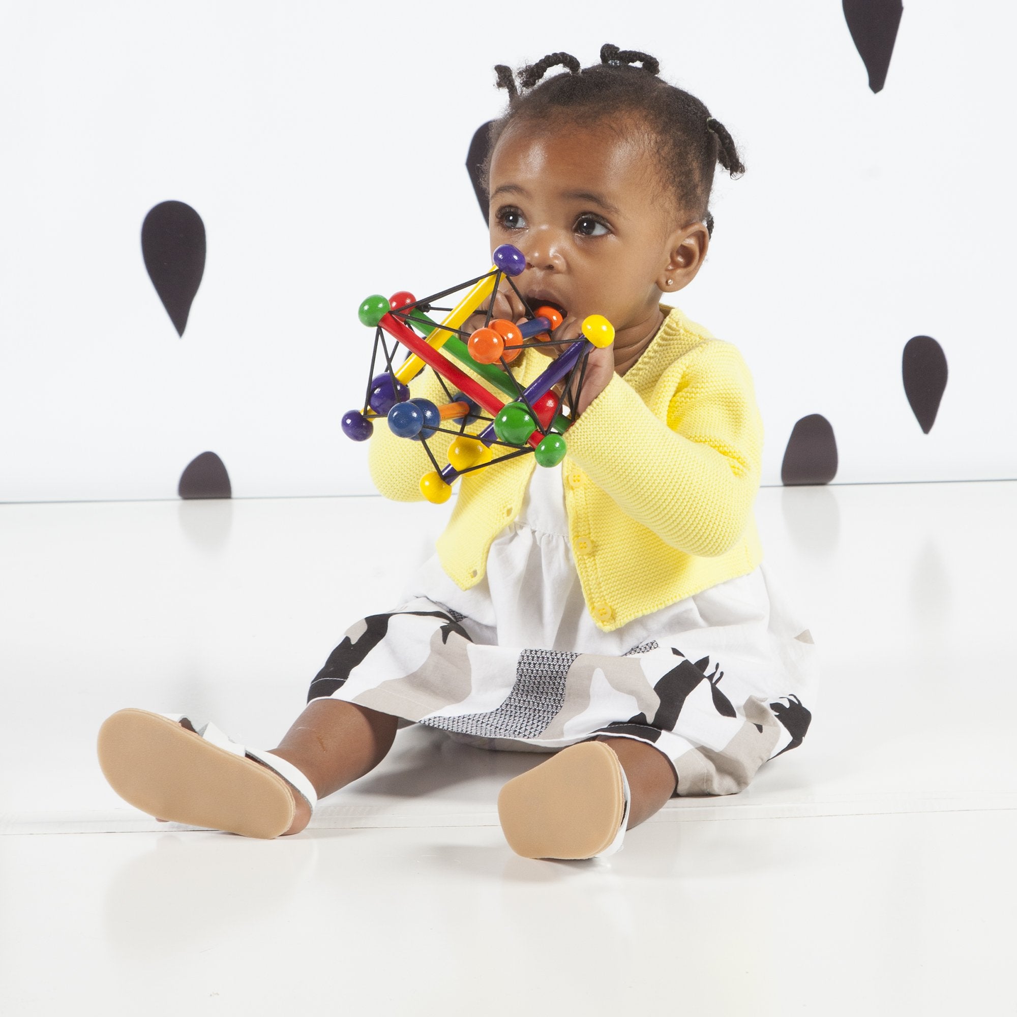 Manhattan Toy Skwish Classic Rattle and Teether Grasping Activity Toy | Wood | Multicolor | 0-4 Years 7