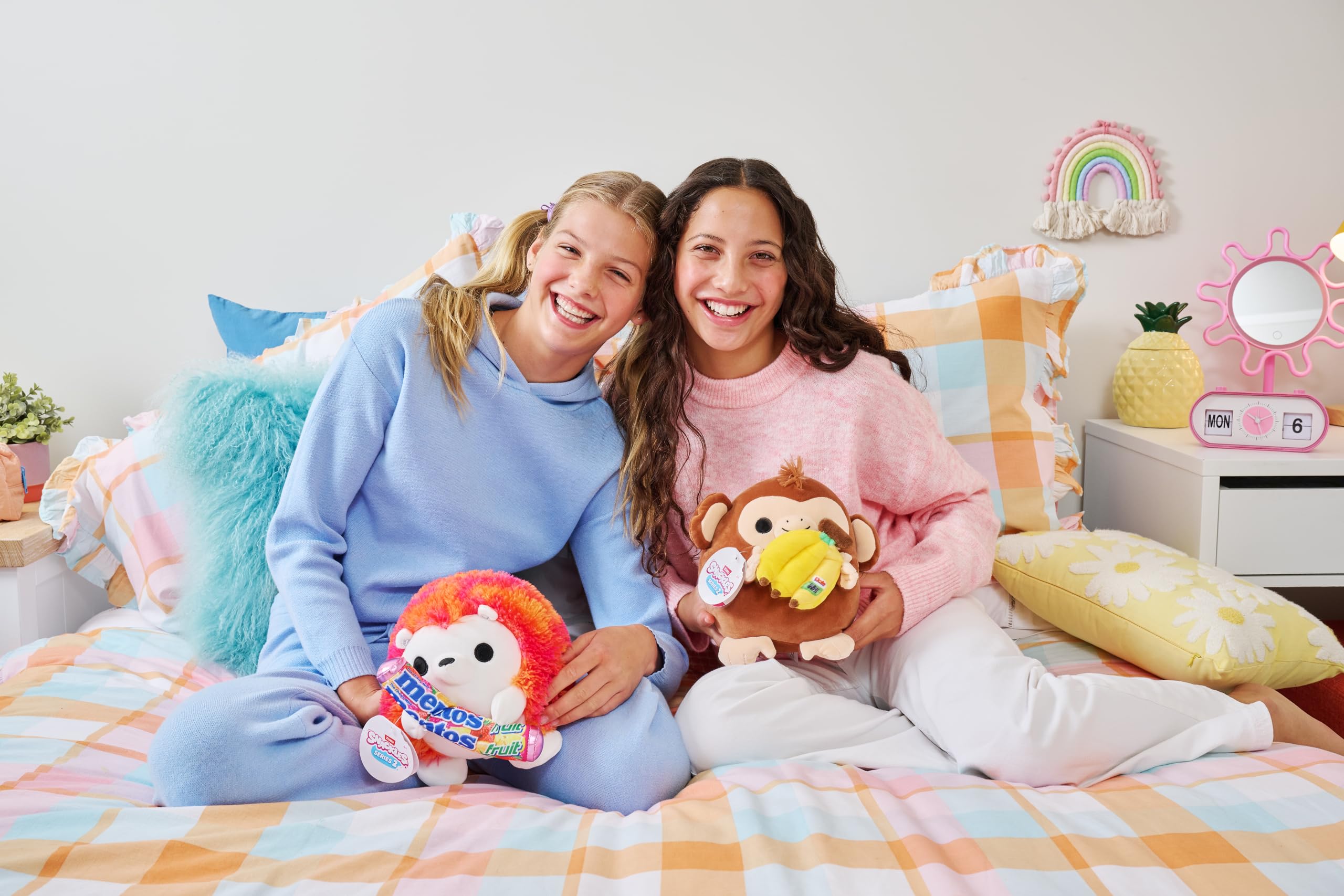 Snackles Series 2 - Pink Shrimp (Pringles, Sour Cream & Onion) Plush Toy, 8-inch Collectible Stuffed Animal 5