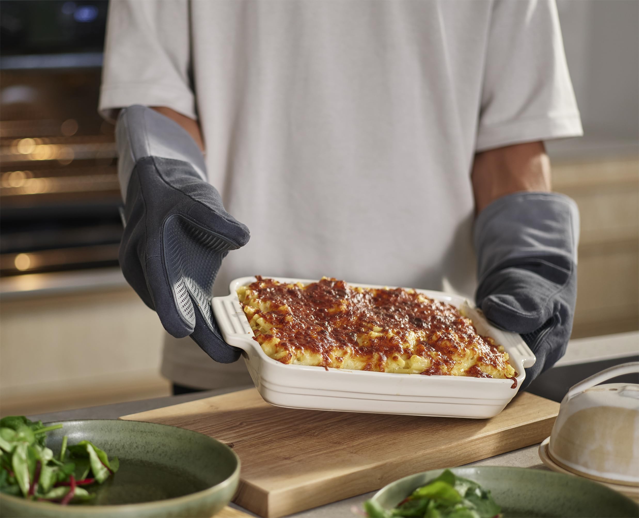 Joseph Joseph Pinch Pair of Easy Grip Silicone Oven Gloves 9