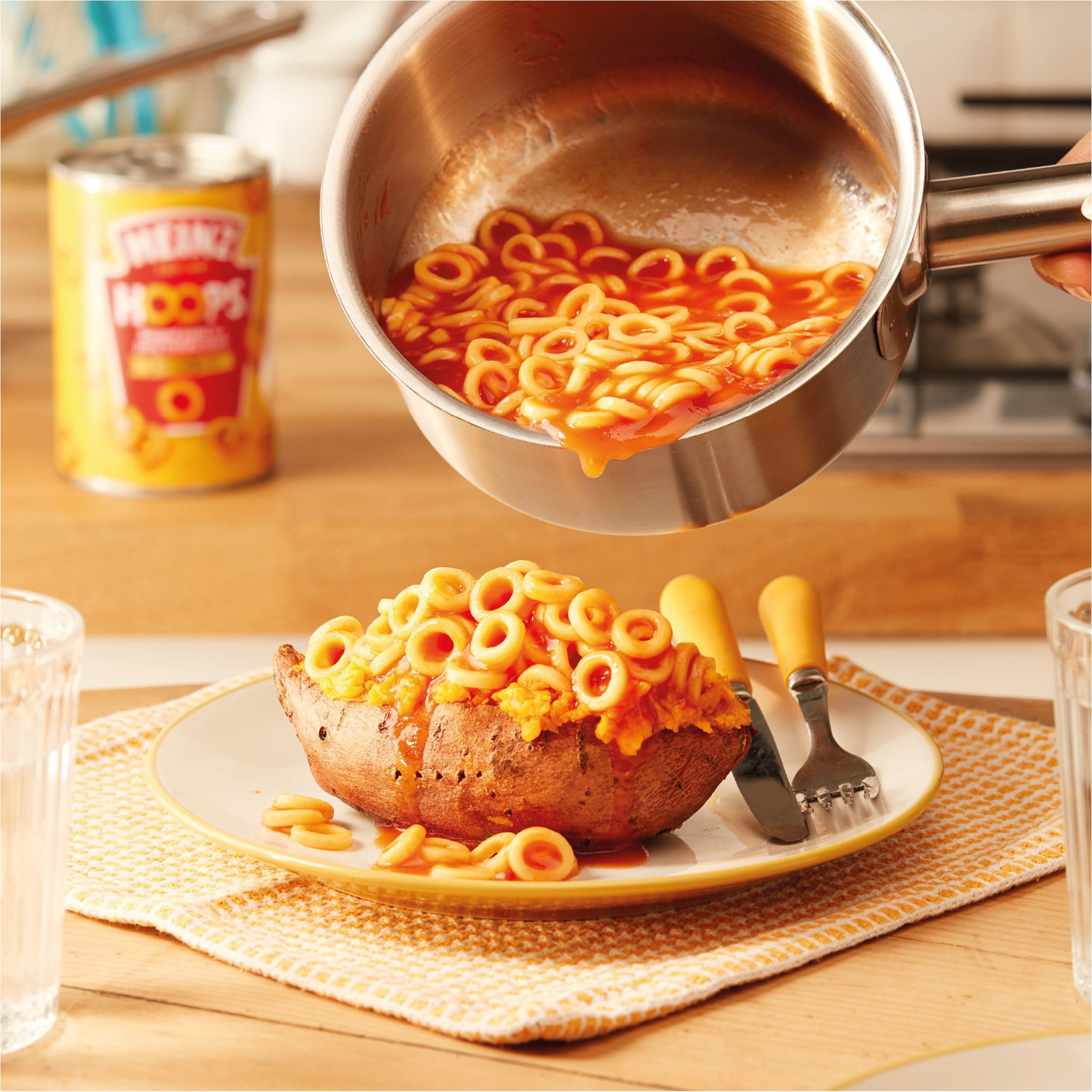 Heinz Spaghetti Hoops in Tomato Sauce (205g Pack of 3) 3