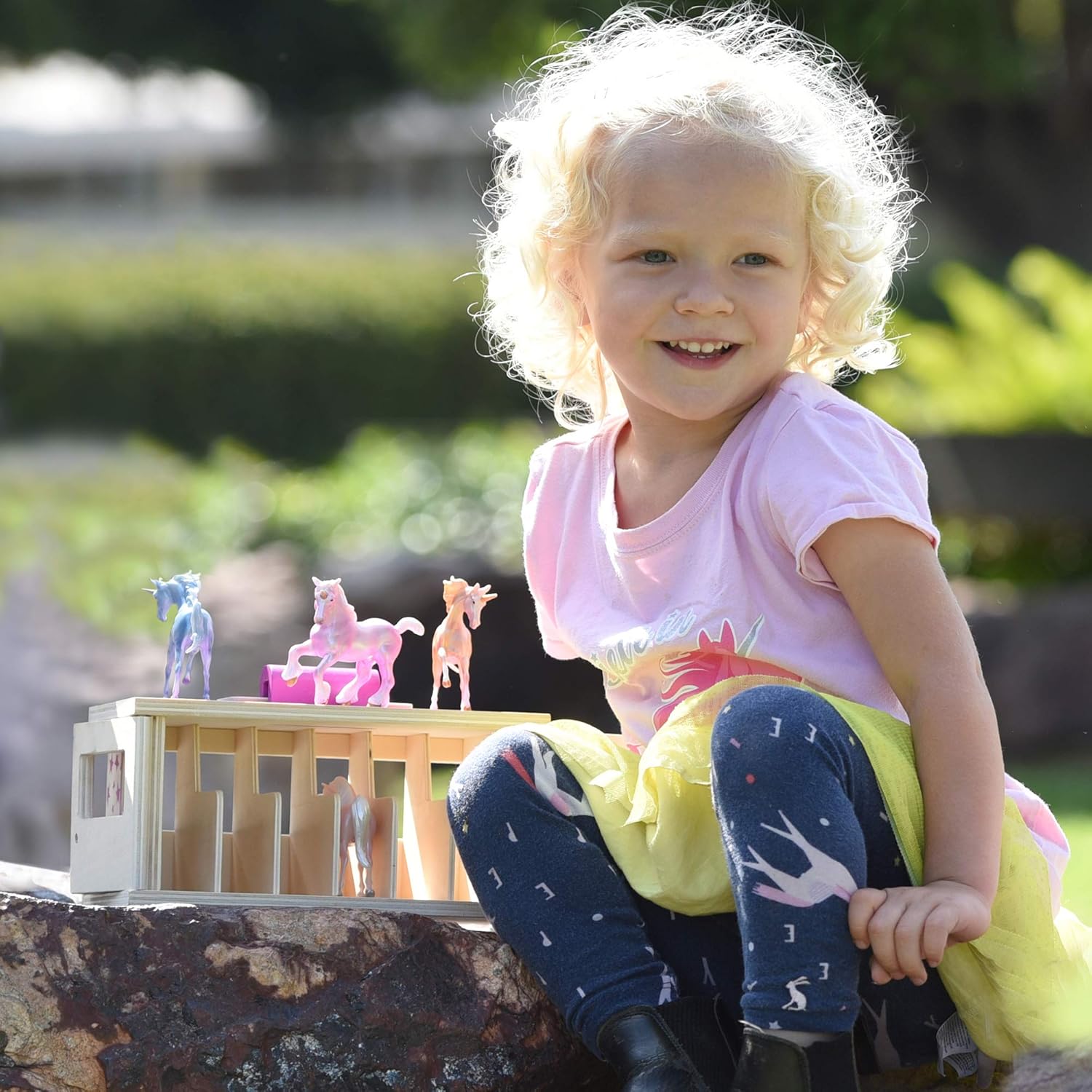 Breyer Unicorn Magic Wooden Stable Playset - 6 Stablemates Unicorns Included 5