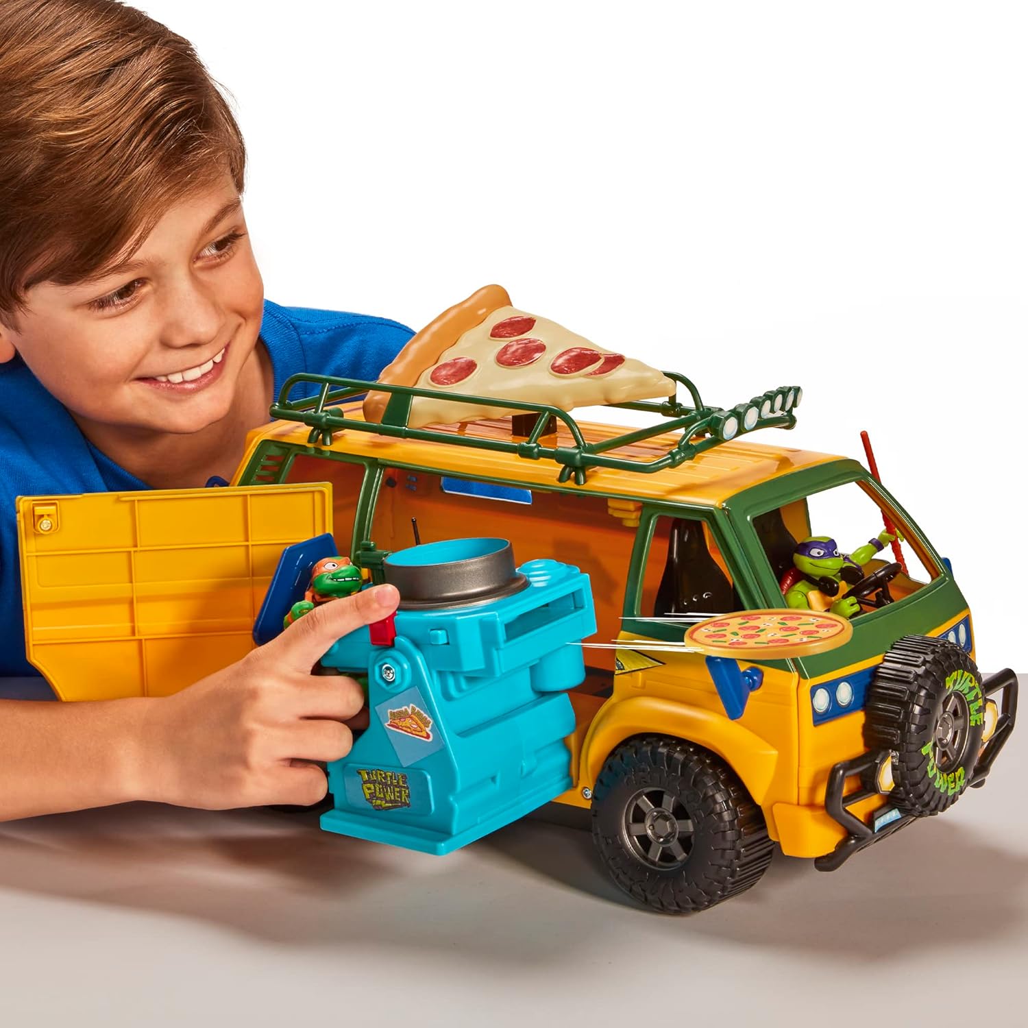Teenage Mutant Ninja Turtles Pizza Fire Delivery Van - Action Playset for Kids 4+ 4