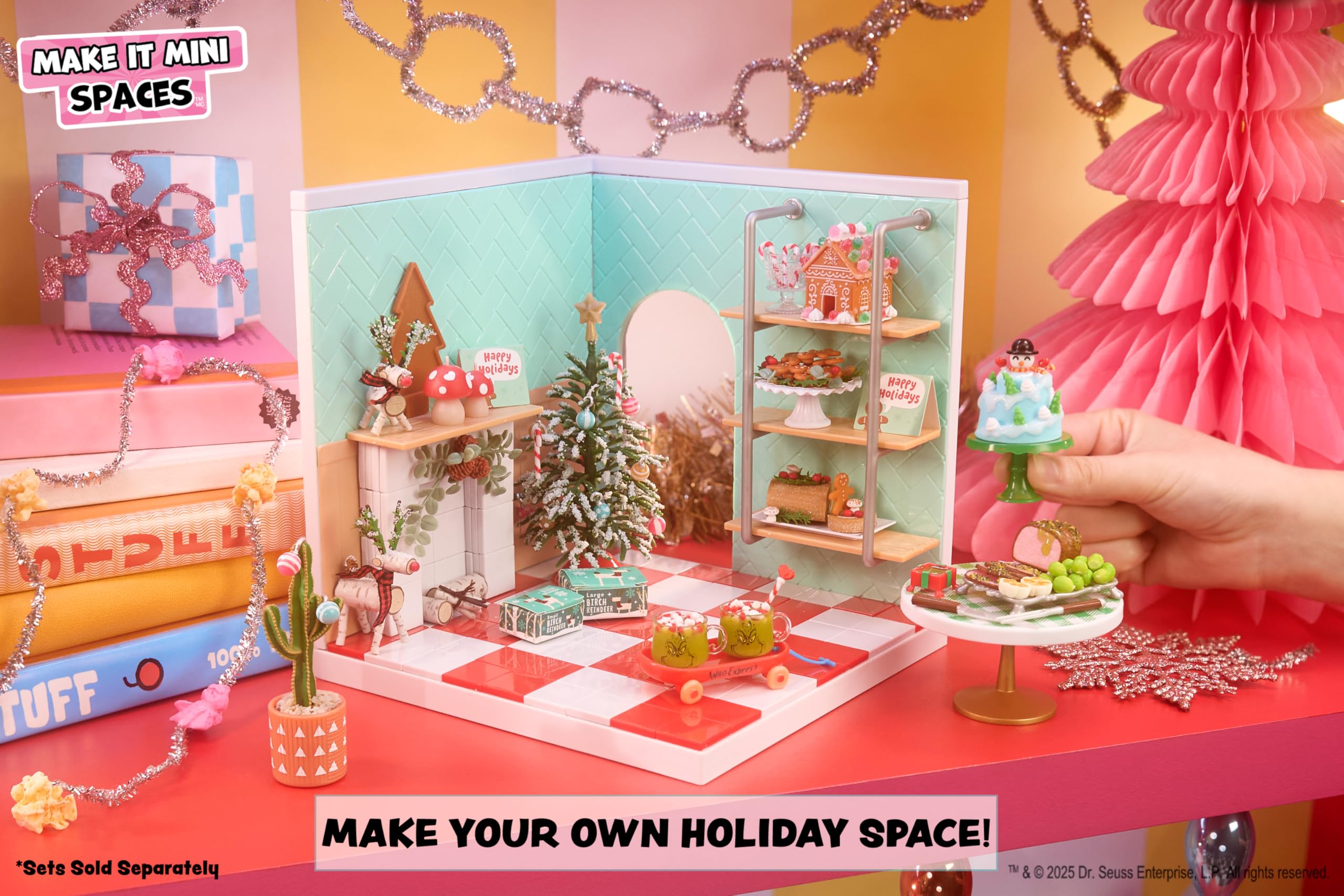 MGA's Miniverse Make It Mini Holiday 2025 - The Grinch Dr. Seuss Hot Cocoa Mini Collectible 6