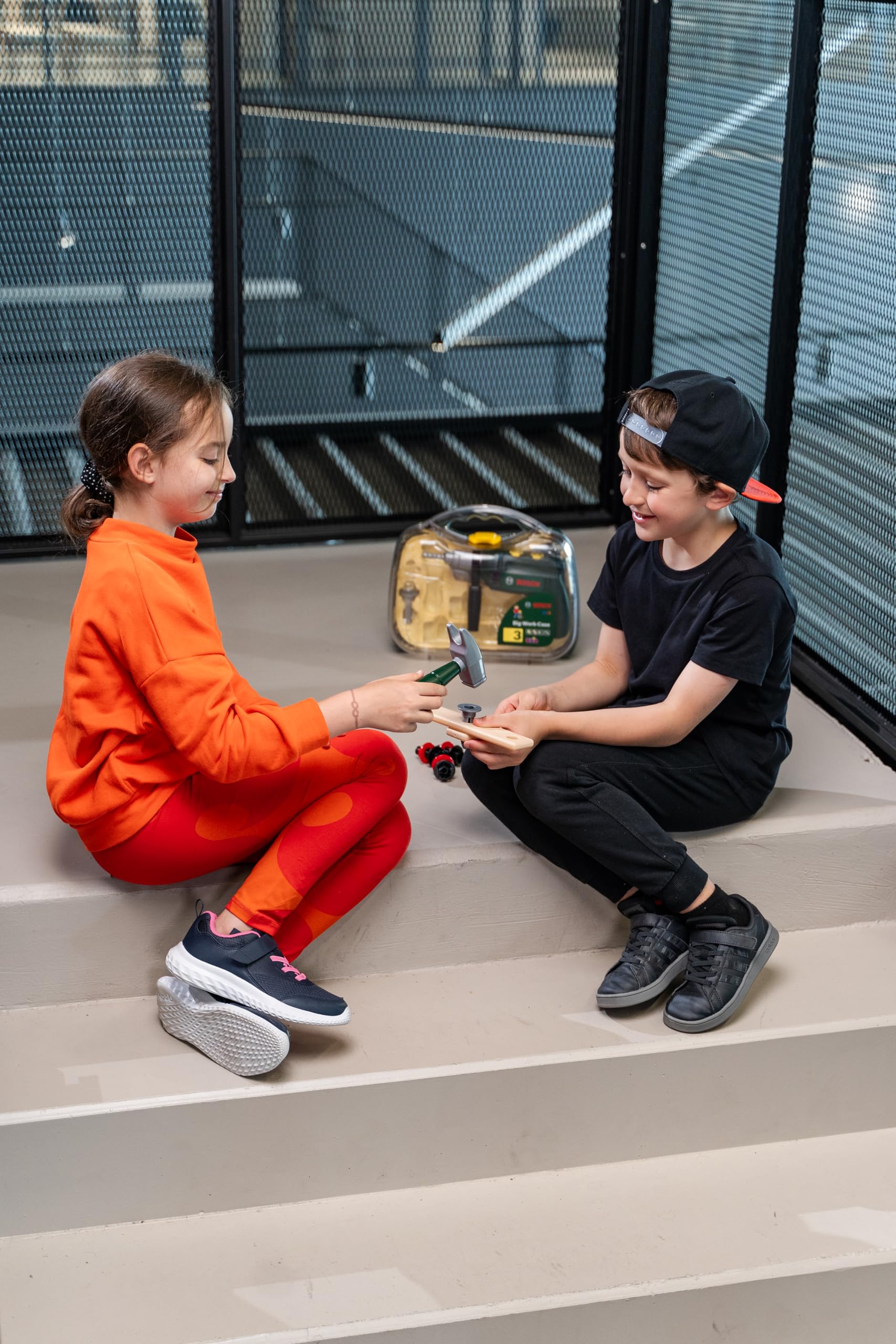 Theo Klein 8416 Bosch Tool Case - 16-Piece Battery-Powered Drill Playset for Kids 3+ 6