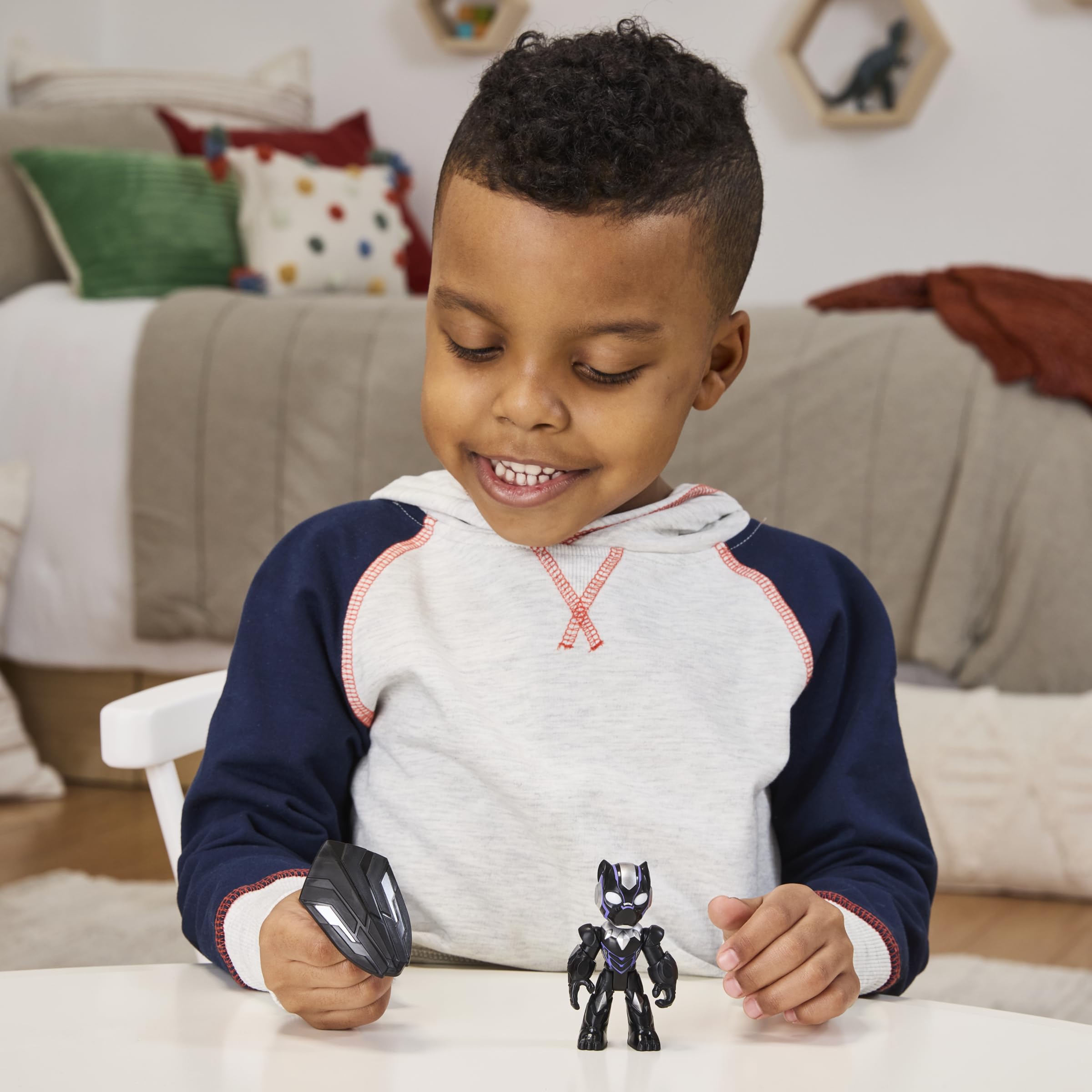 Marvel Iron Man and His Awesome Friends Black Panther Action Figure - 3-Inch Poseable Toy with Shield for Ages 3+ 6