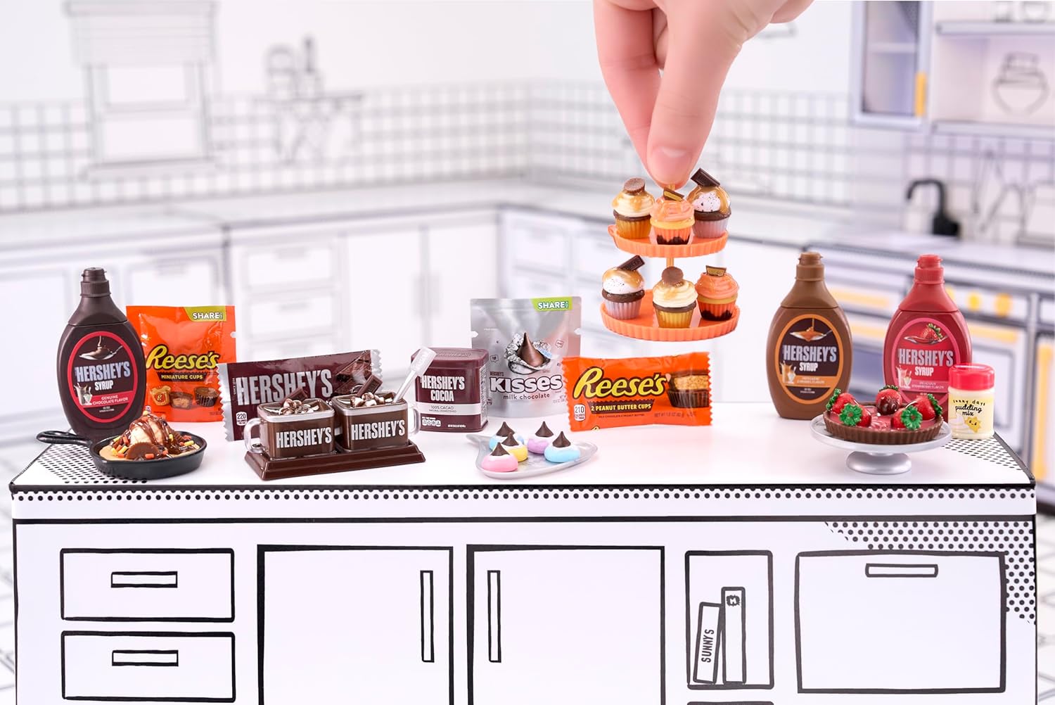MGA's Miniverse Make It Mini Food - Brunch Multipack, Hershey Mini Collectibles, 5