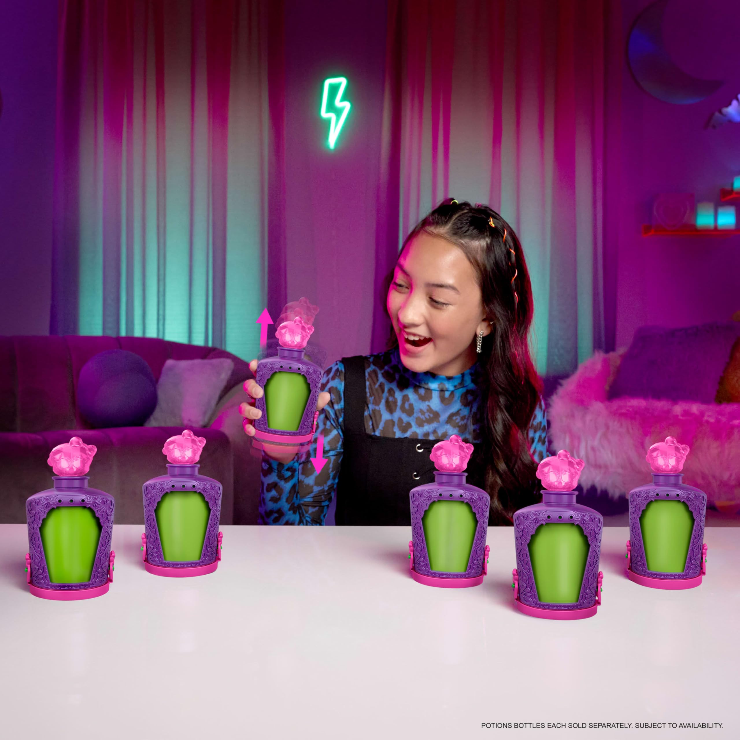 Monster High Potions Mini Dolls and Accessories - 3-inch Surprise Character in Crystal Bottle 7