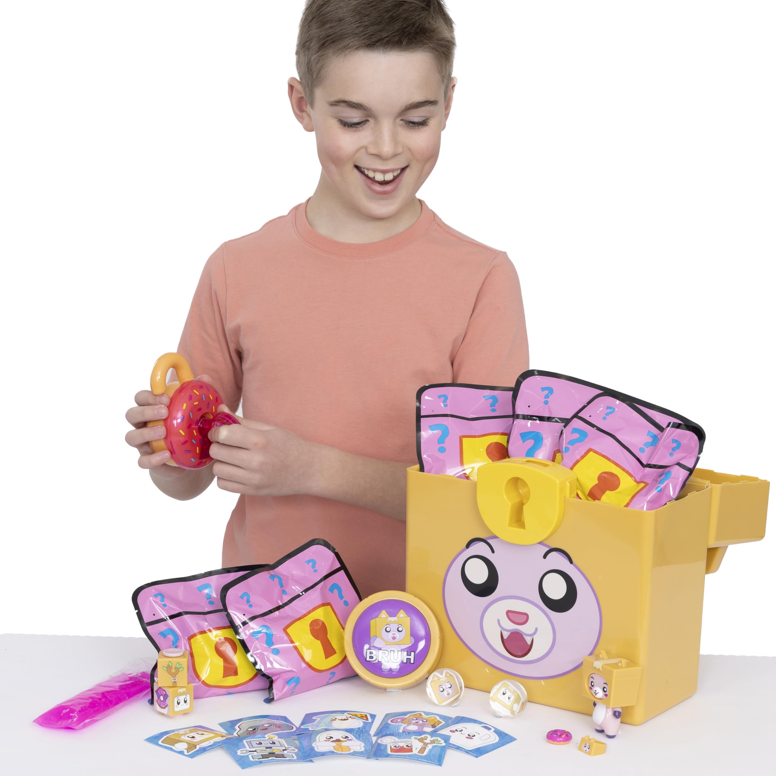 LankyBox Foxy Mystery Lock Box Interactive Unboxing Surprise Set with Exclusive Collectibles 5