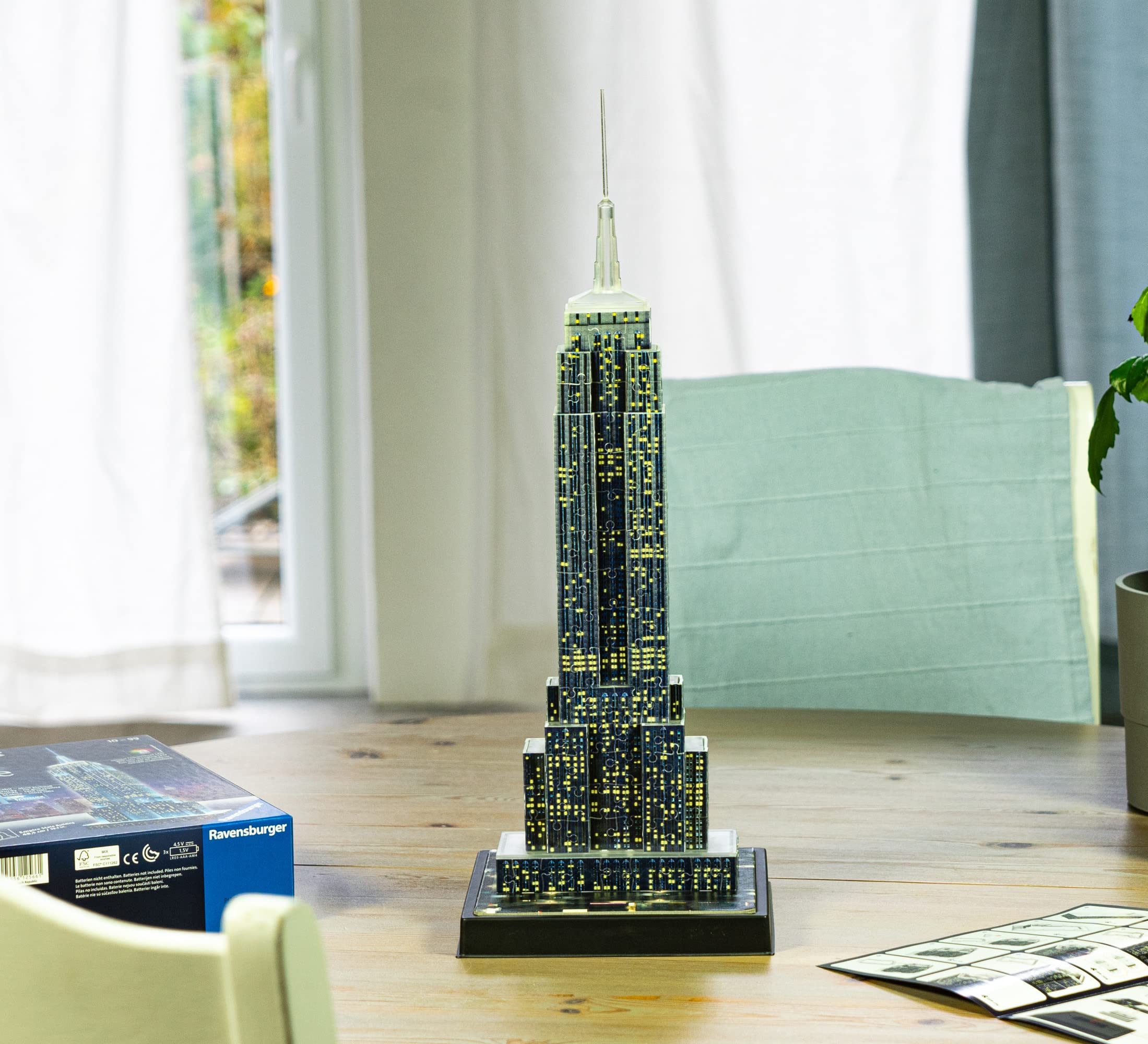 Ravensburger Empire State Building 3D Puzzle - Night Edition with LED Lighting, 216 Pieces 17