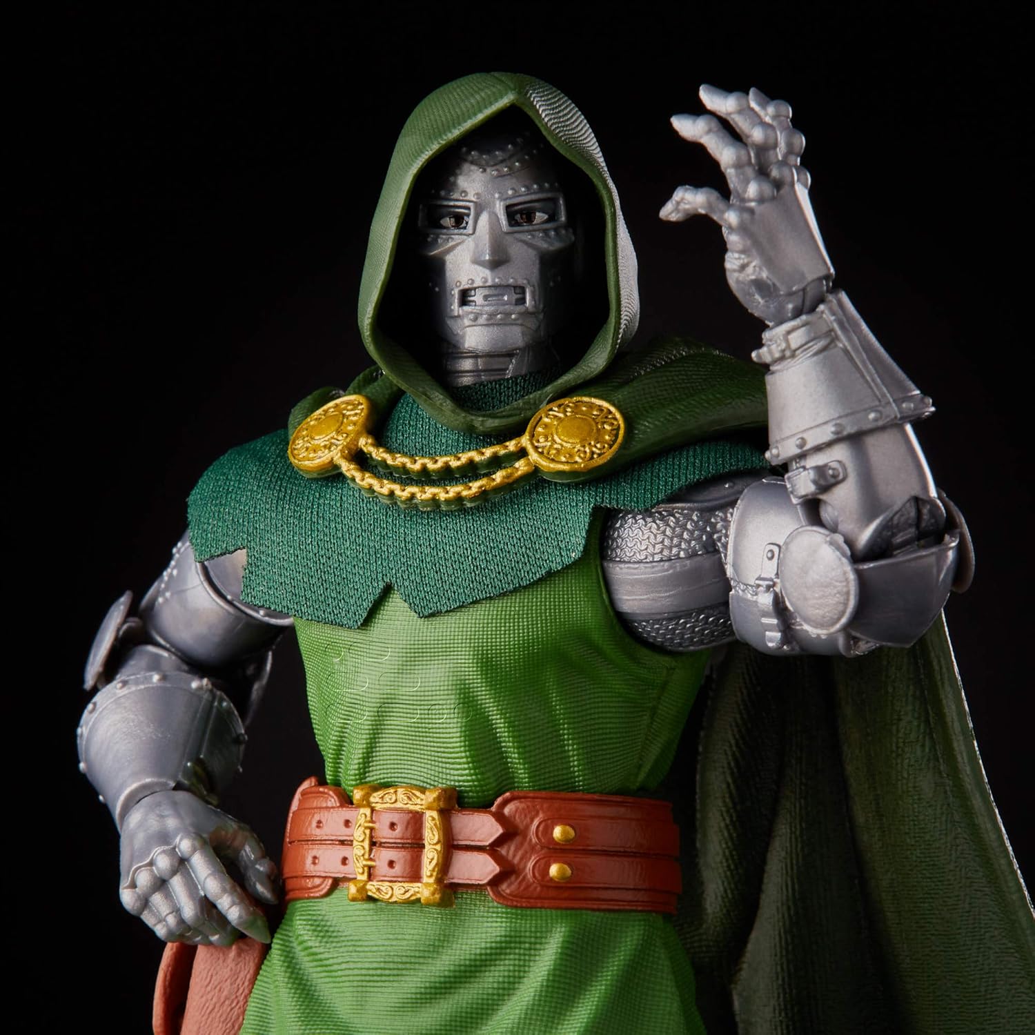 Marvel Dr. Doom 6-Inch Action Figure with 10 Accessories - Ages 4+ 6