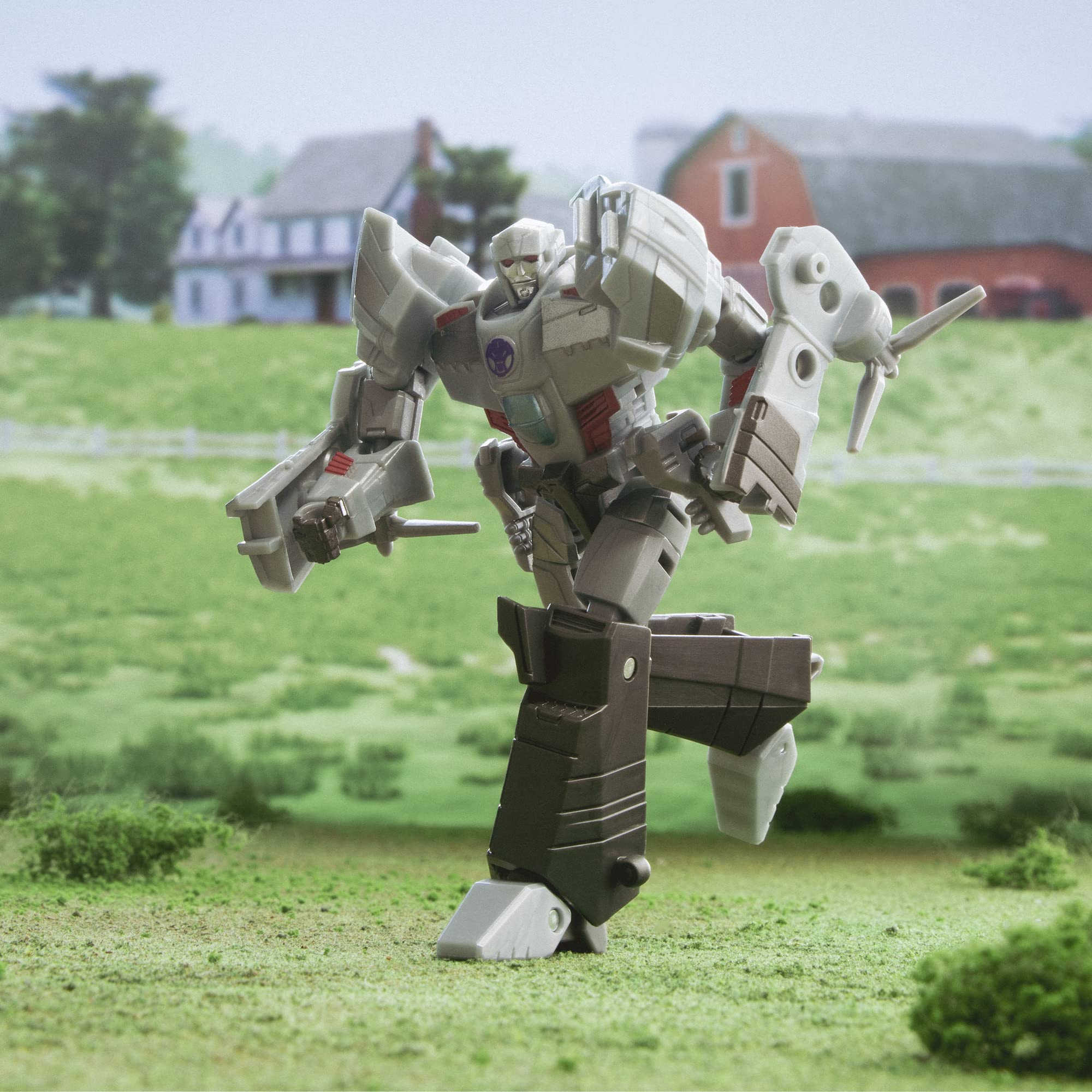Transformers EarthSpark Megatron Deluxe Class Action Figure | 12.5cm | 11 Steps | Ages 6+ 6