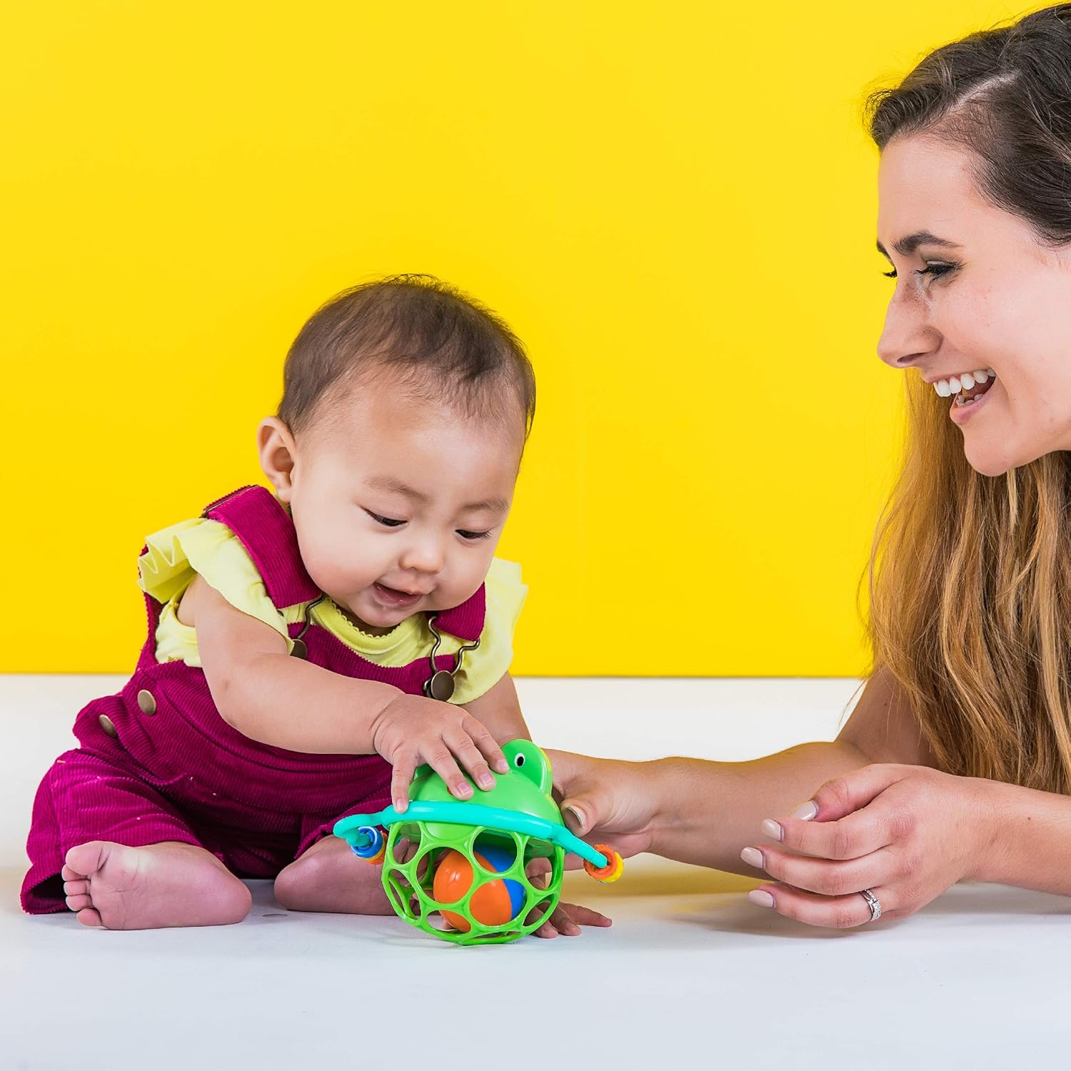 Oball Jingle & Shake Pal Frog Rattle Toy for Babies 6