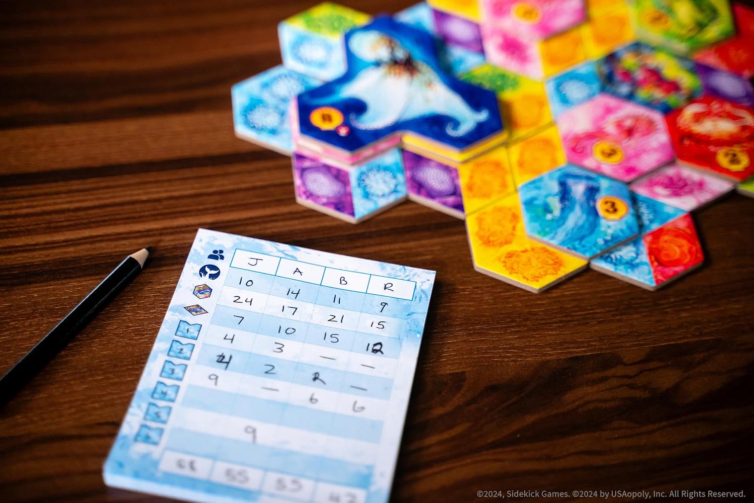 USAopoly Aqua Brettspiel | Strategiespiel mit Kunst von Vincent Dutrait 6