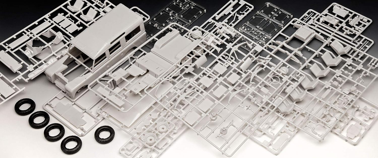 Revell Land Rover Series III 1:24 Scale Model Kit - Building Toy for Adults & Kids, 138 Pieces 8