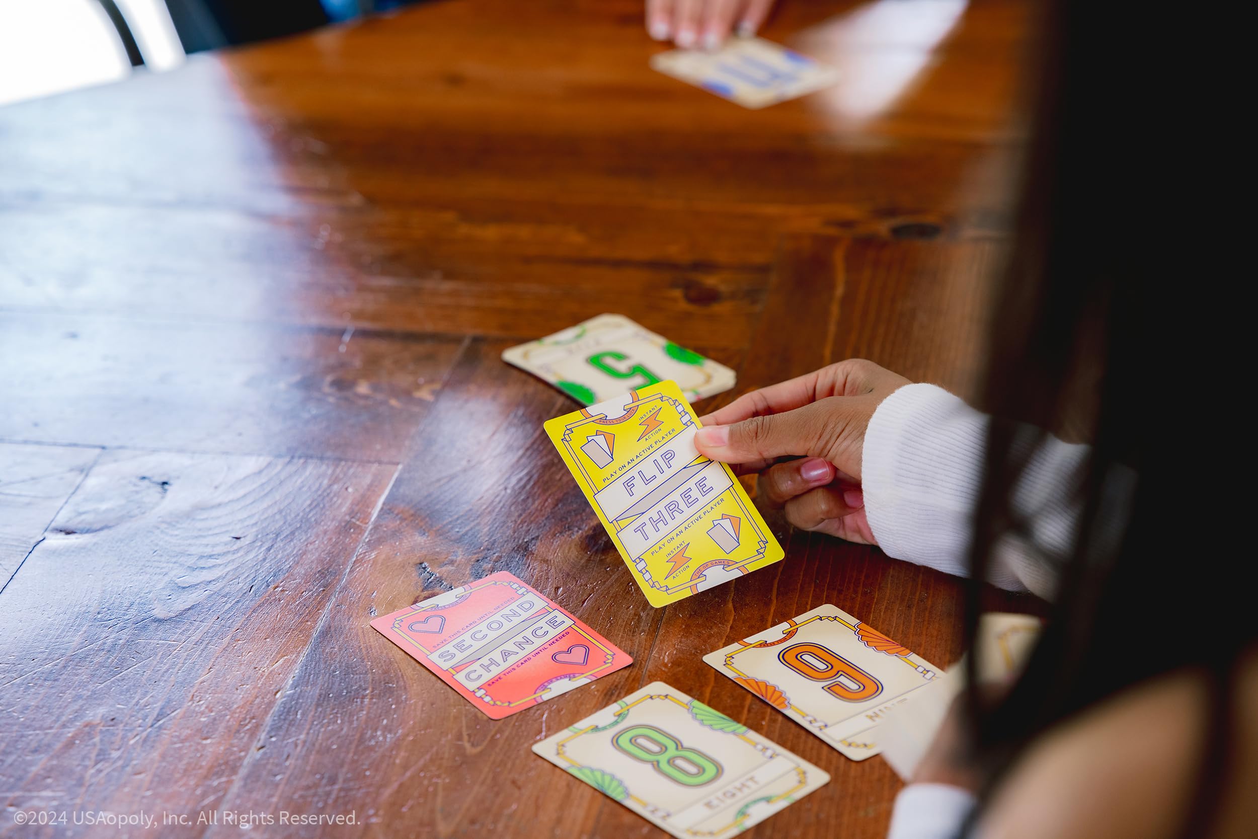 USAopoly Flip 7 Kartenspiel 8