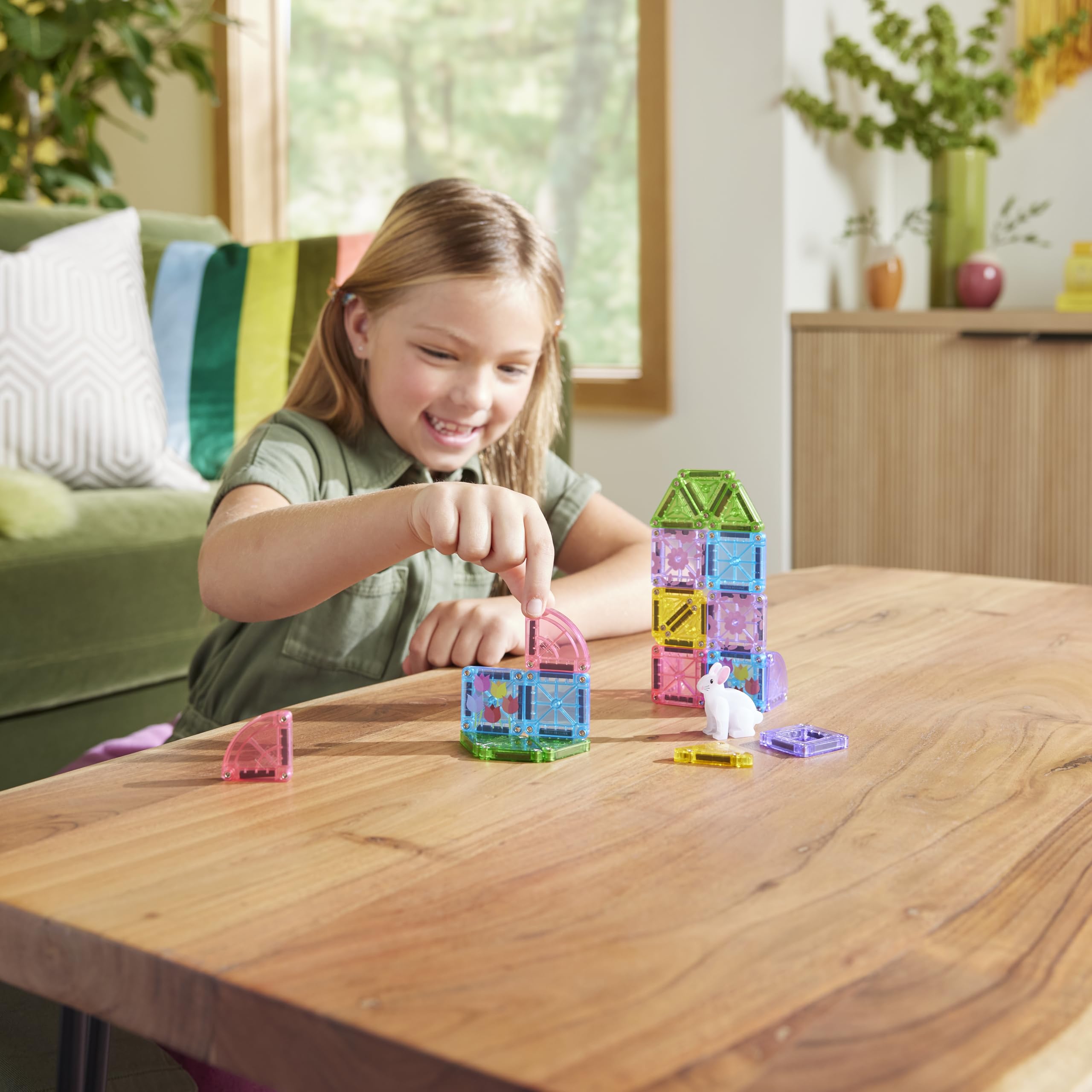 Magna-Tiles Spring Garden Travel Set - 24 Pieces | Ages 3+ | Magnetic Building Toy