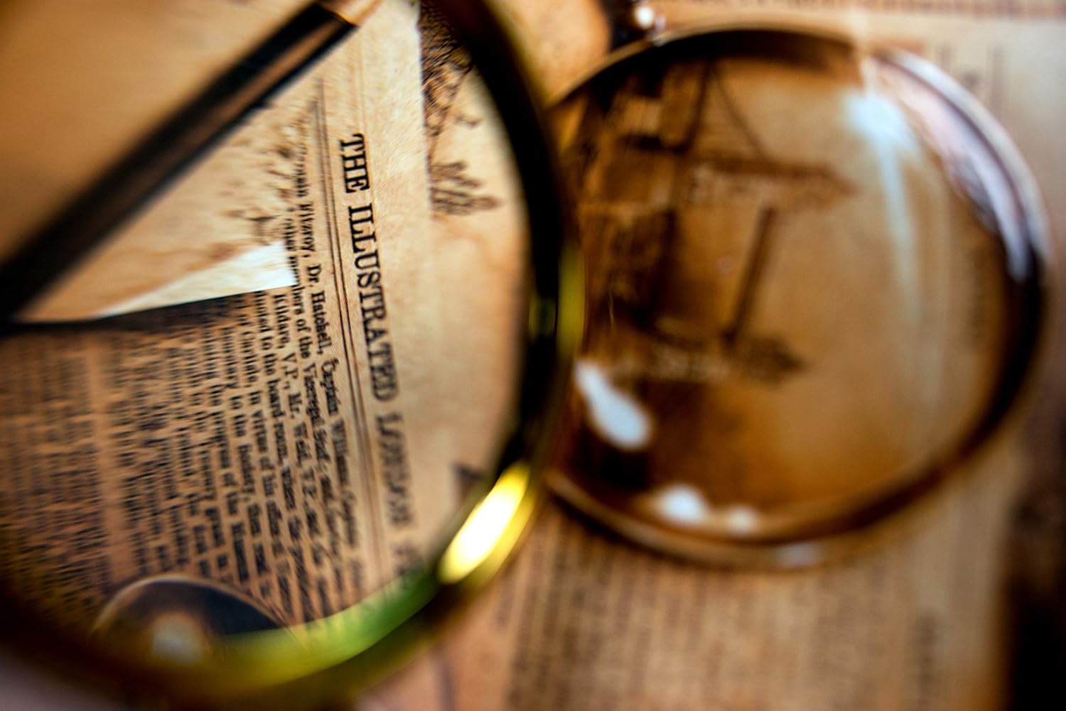 Space Cowboys Sherlock Holmes Consulting Detective: The Thames Murders and Other Cases Board Game 6