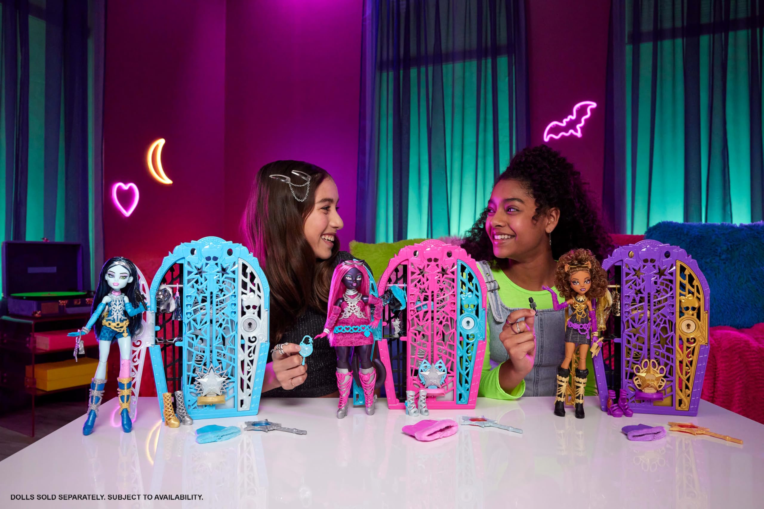 Monster High Skulltimate Secrets Doll & Closet Playset - Catty Noir Hauntlywood Mysteries 4