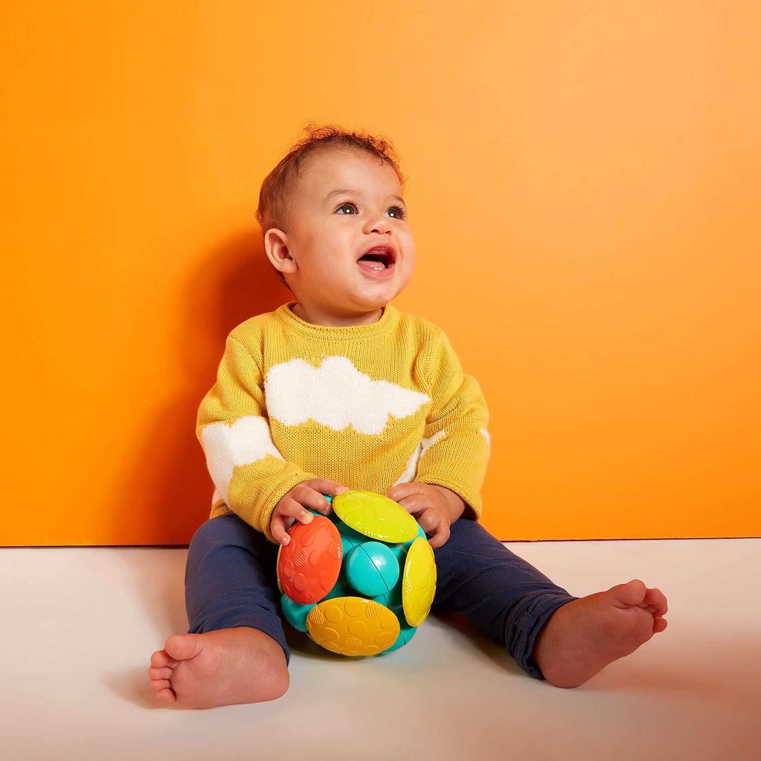 Bright Starts Wobble Bobble Ball - Interactive Chase Toy for Babies 10