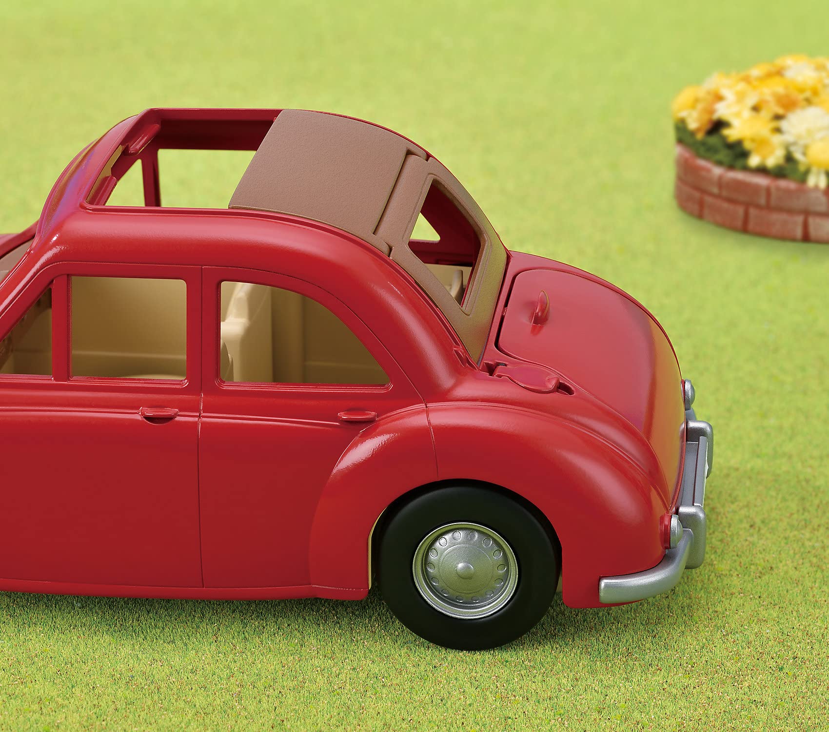 Sylvanian Families 5448 Family Cruising Car Vehicle Playset - Convertible Car with Removable Roof & Baby Buggy 8