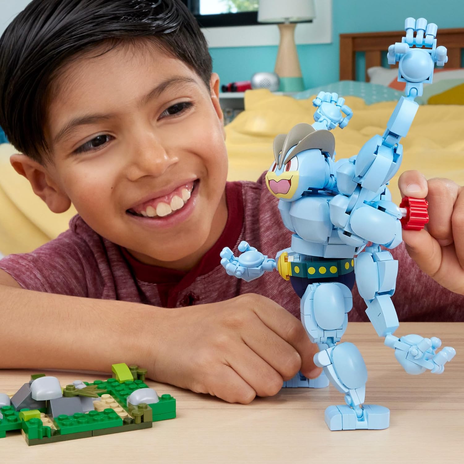 MEGA Pokémon Machamp Building Toy - 401-Piece Action Figure with Motion Brick, Ages 8+ 6