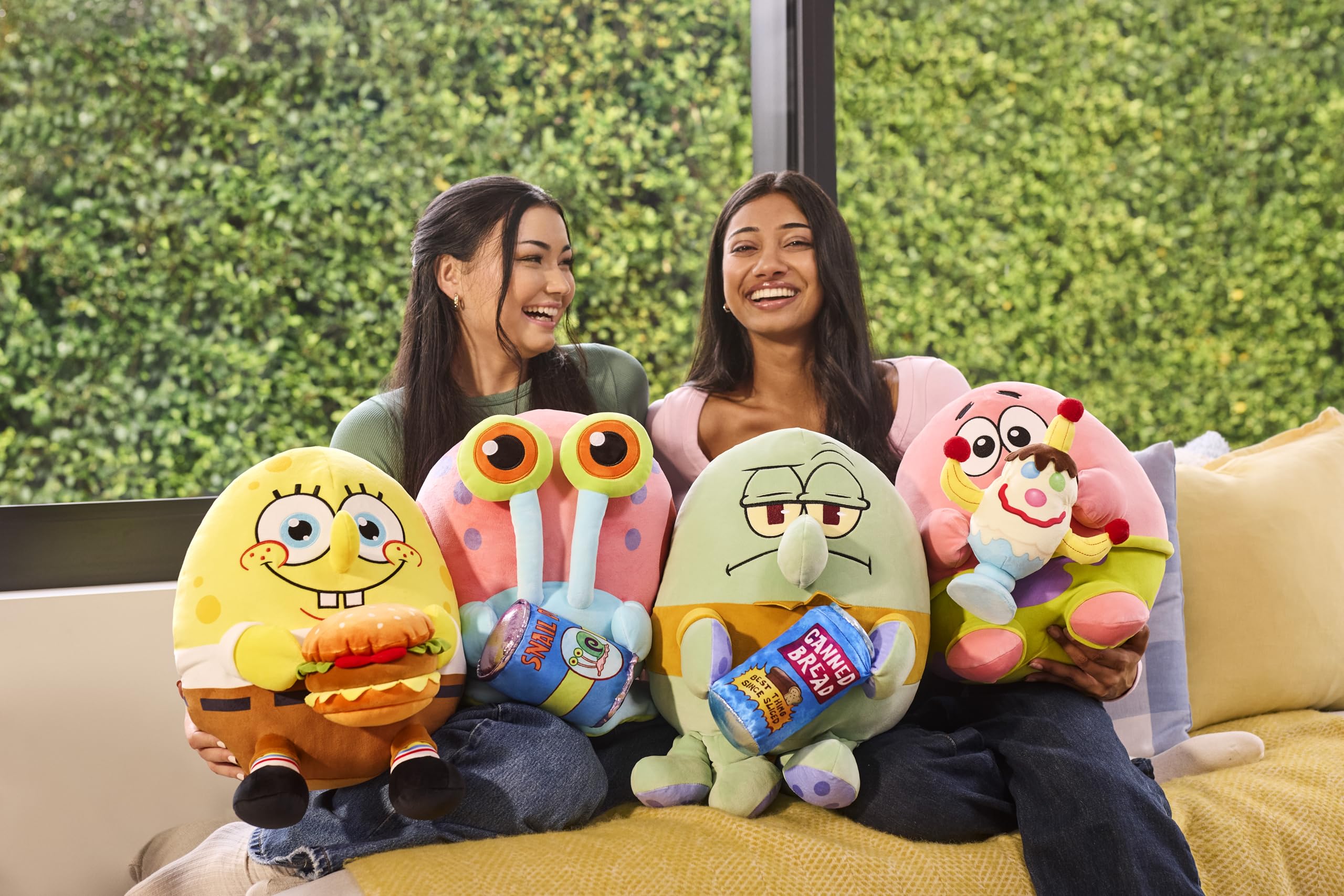 Snackles 14-inch SpongeBob Squarepants Plush by ZURU - Super-Soft Stuffed Animal with Snack, Ages 0+ 7