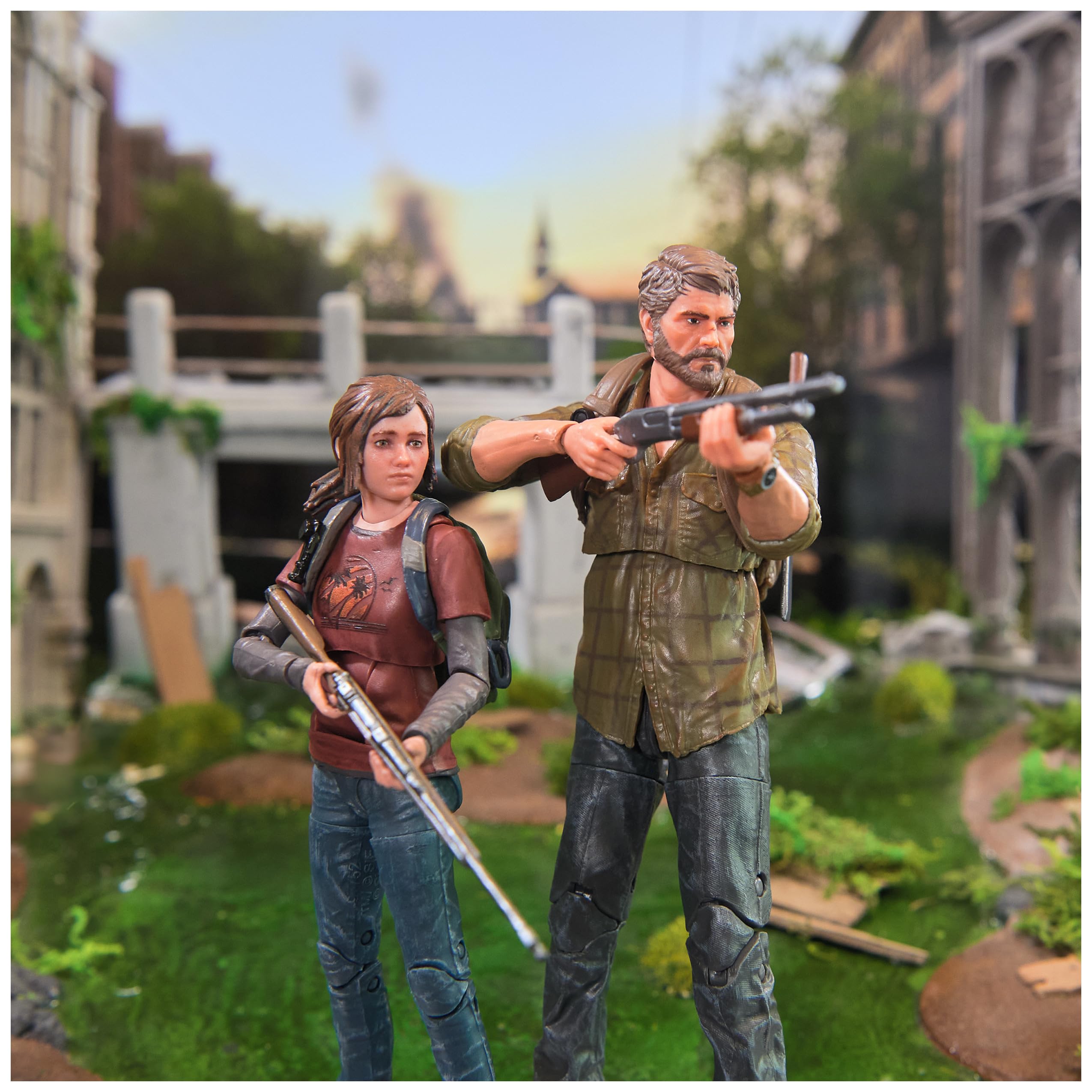 The Last of Us - PlayStation 6-Inch Joel and Ellie 2-Pack Action Figures 3