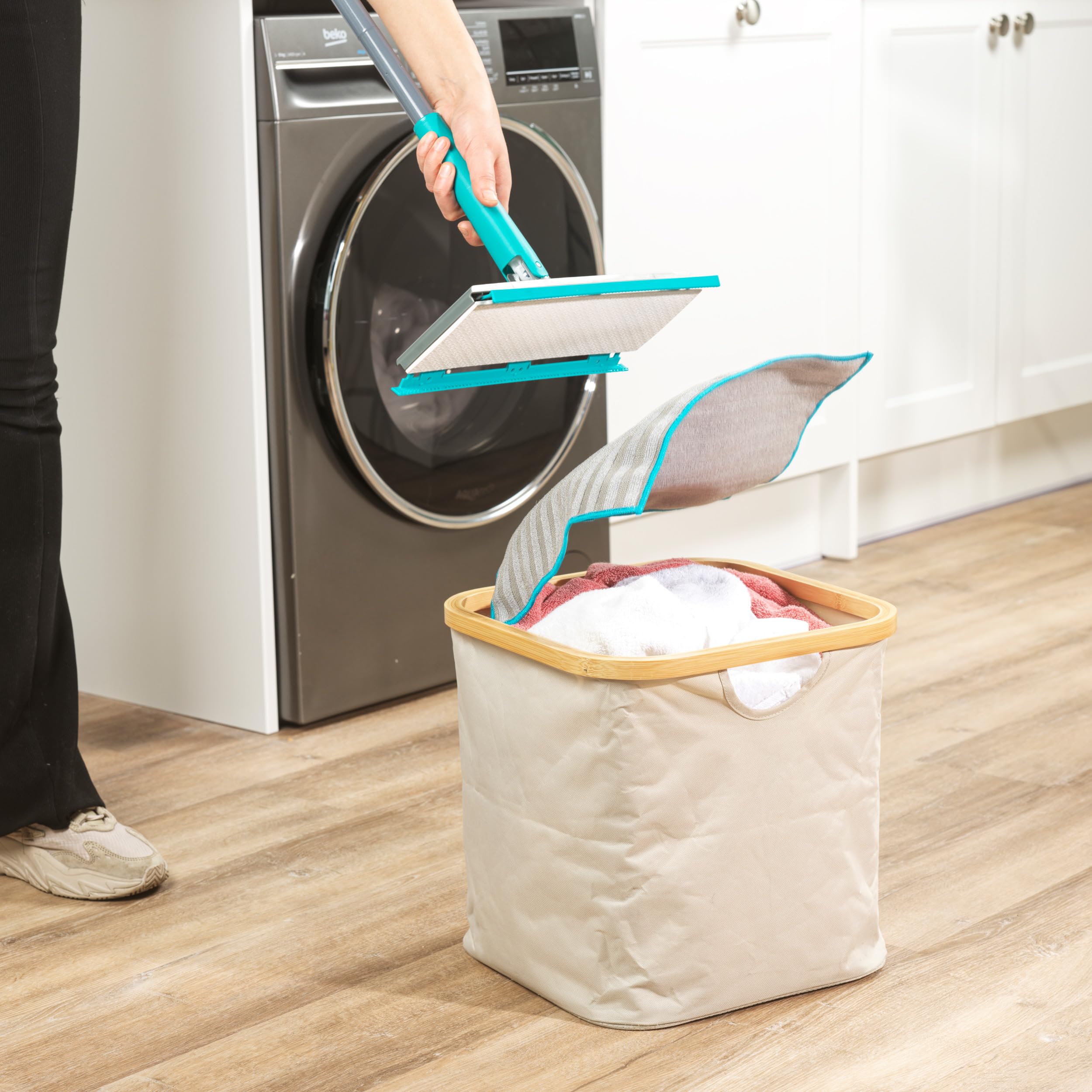 Beldray Anti-Bac Clip-to-Grip Large Mop for Tiles, Floors, Windows & Mirrors 13