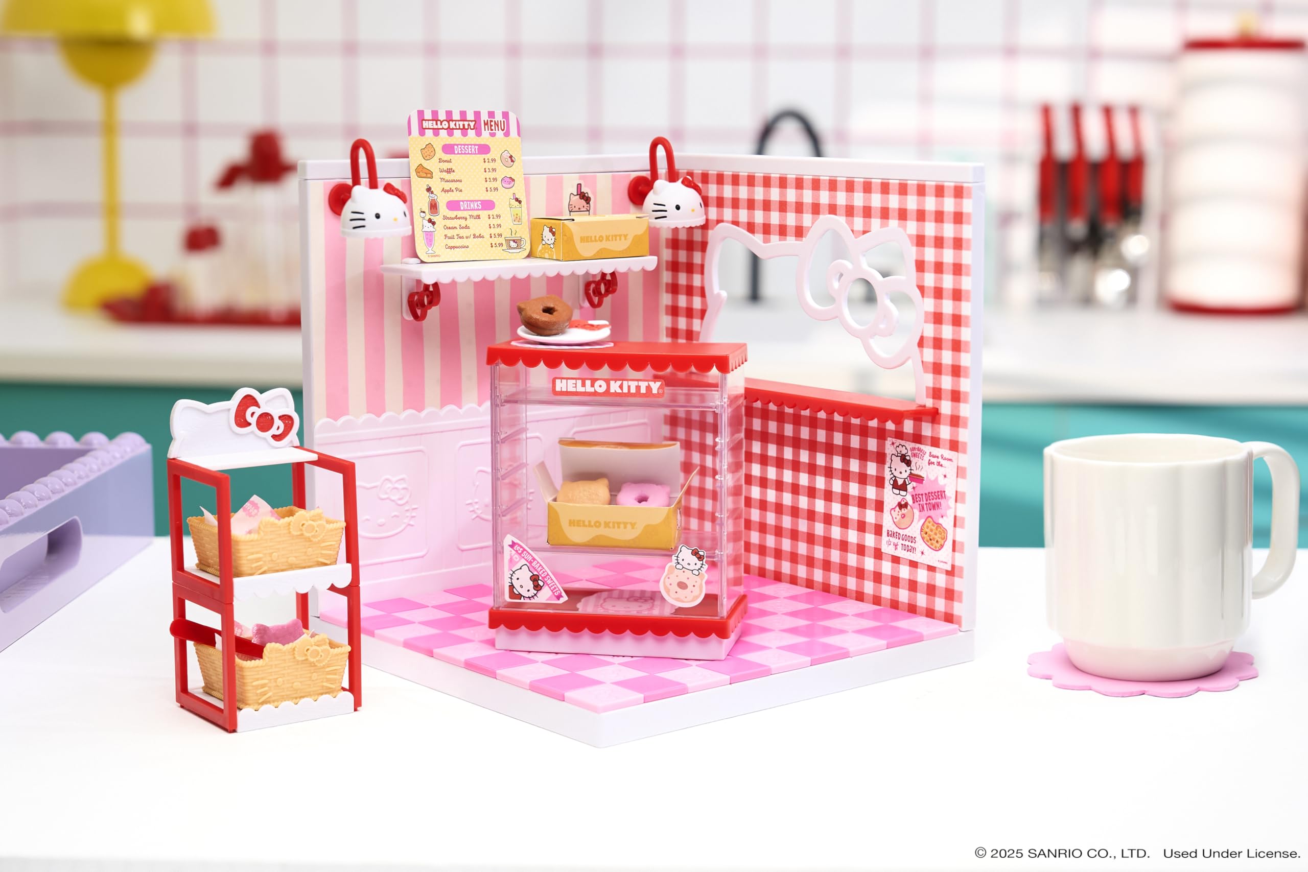 Miniverse Make It Mini Spaces Hello Kitty - Building Set for Kids 8+, DIY Craft Room Playset 4