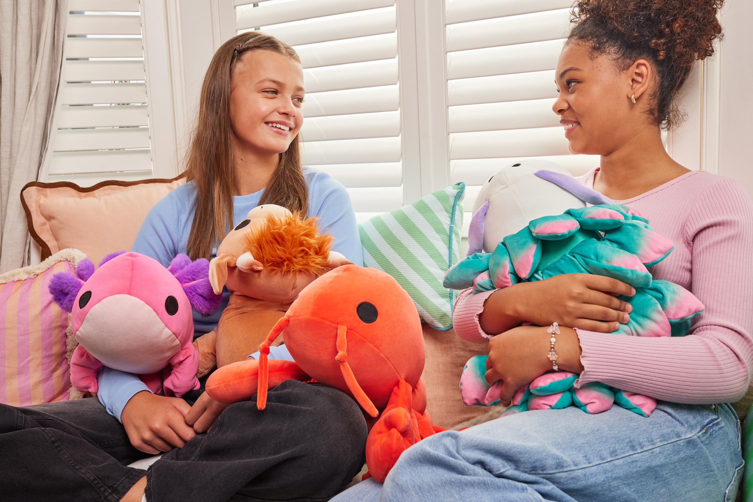 Hug-A-Lumps Medium Holly - Weighted Plush Cuddly Toy for Stress Relief 5