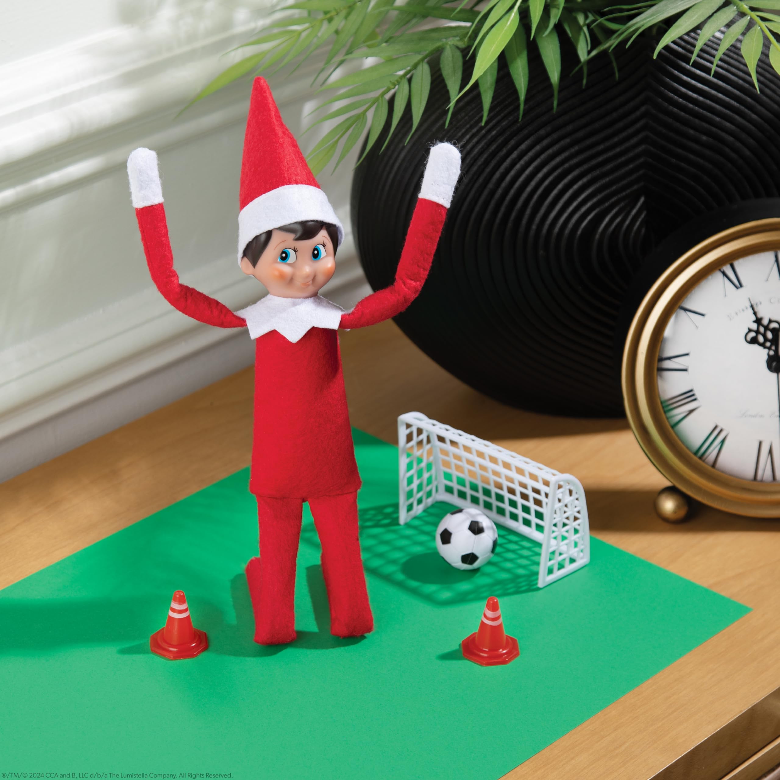 The Elf on the Shelf - 24-Day Super Set with 80+ Props & Accessories 15