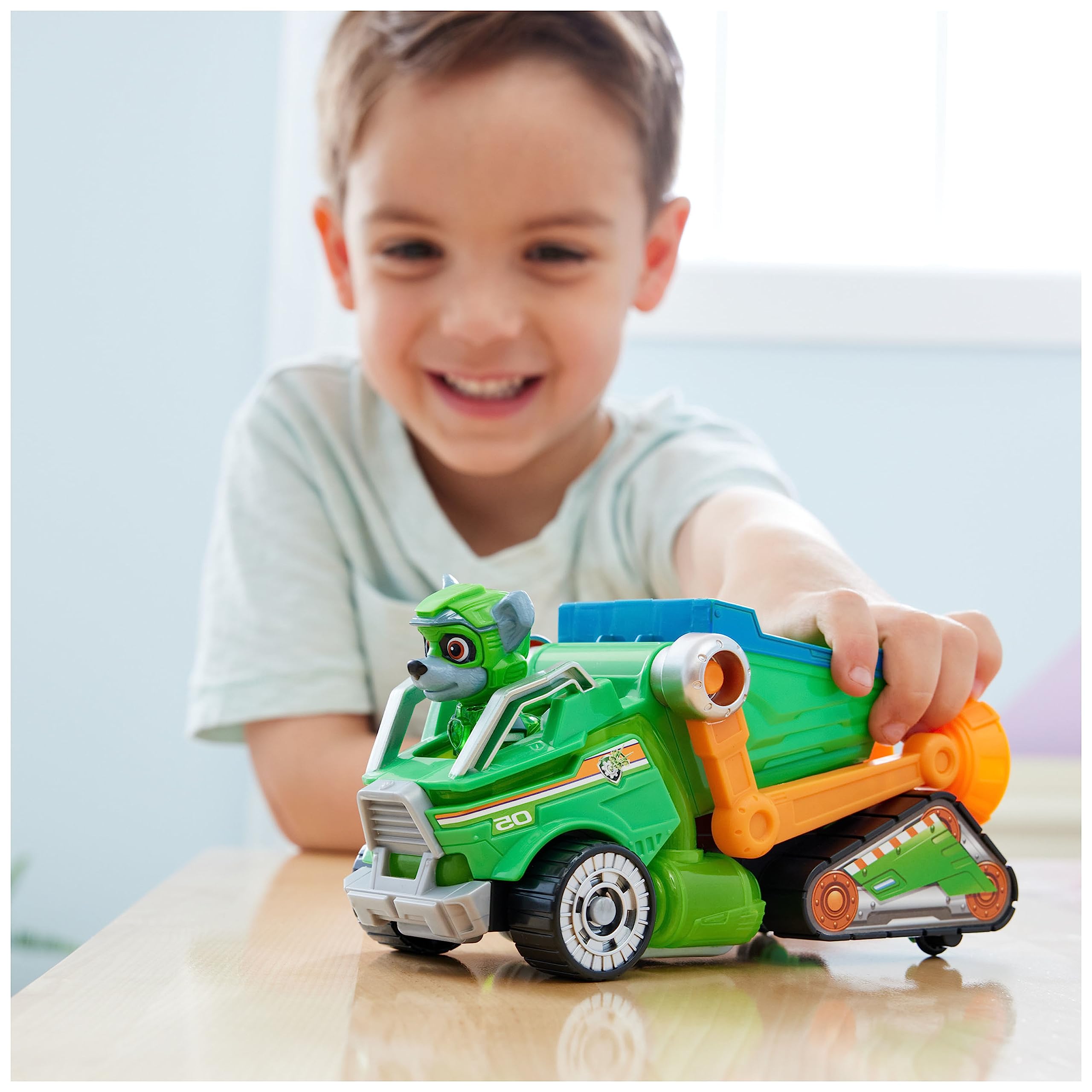 Paw Patrol: The Mighty Movie Rocky Recycling Lorry Playset - Lights, Sounds & Action Figure (6067508) 9