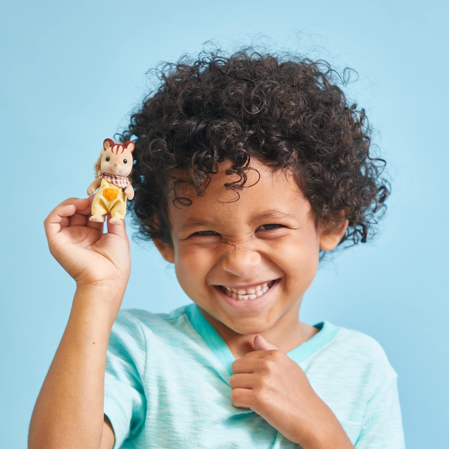 Sylvanian Families - Walnut Squirrel Family Playset for Ages 3-10 3