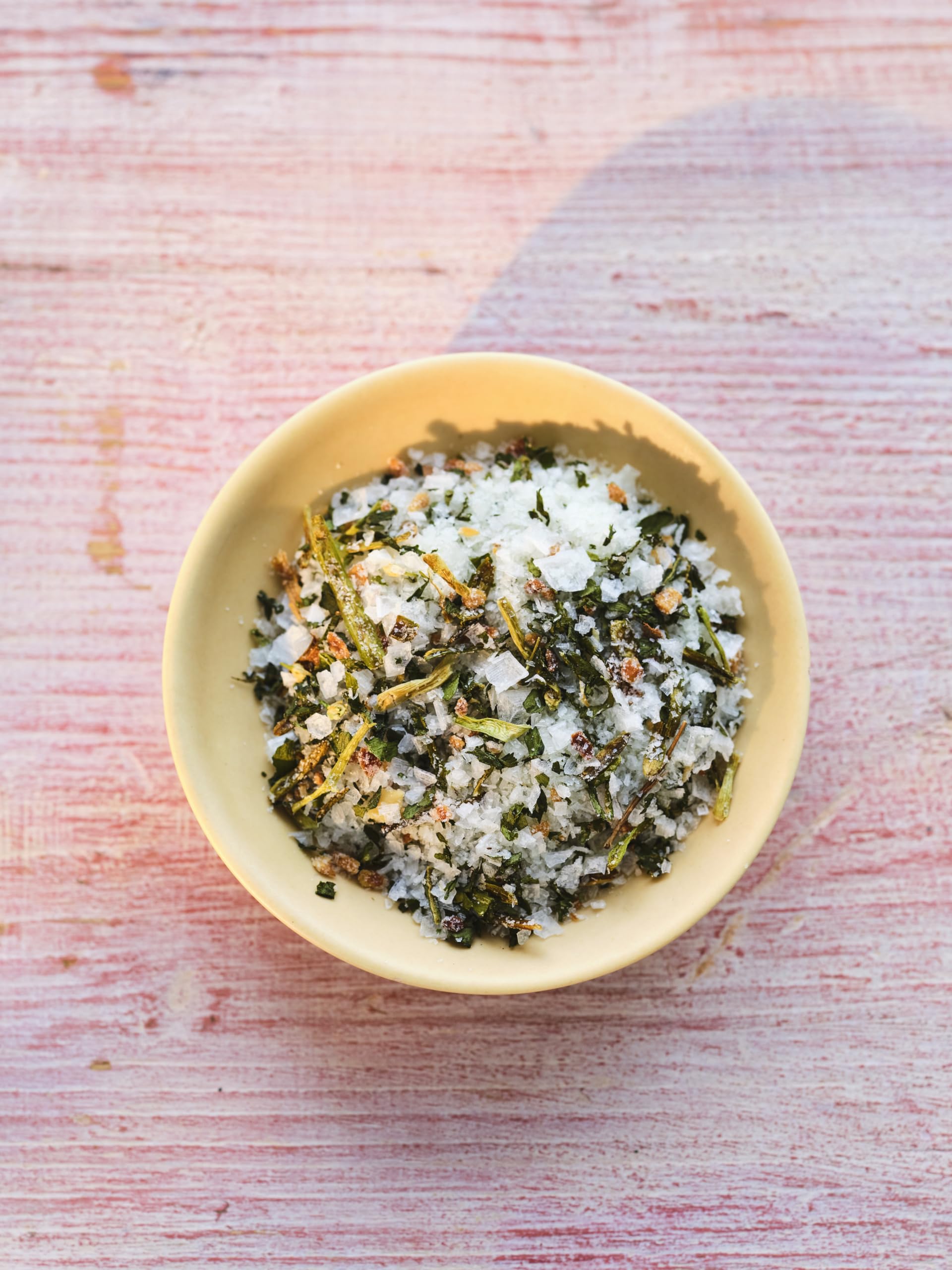 Maldon Garlic Sea Salt with Wild and Roasted Garlic Flakes | 500g Tub 8