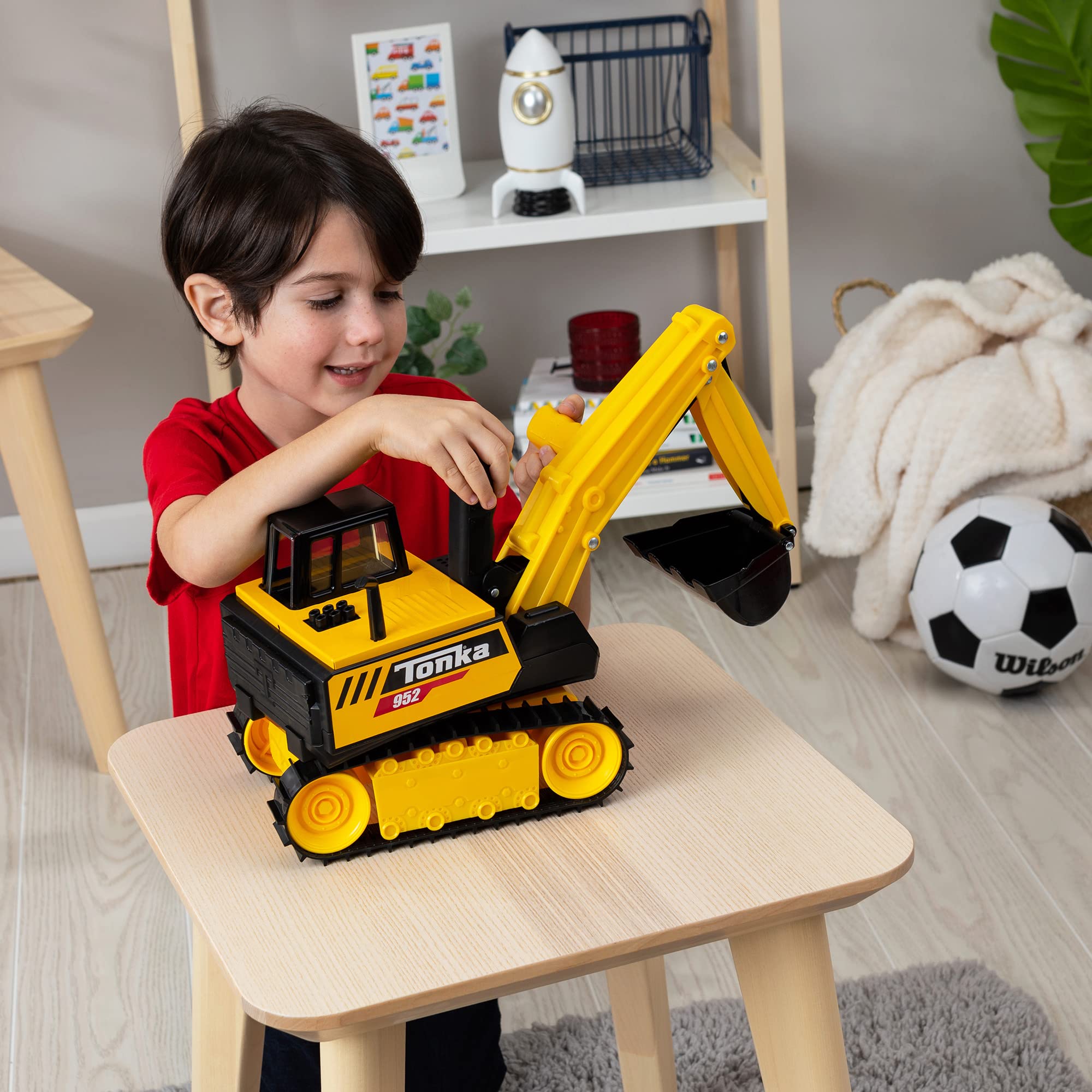 Tonka Steel Classics Mighty Excavator - Diecast Construction Vehicle for Kids 3+ 6