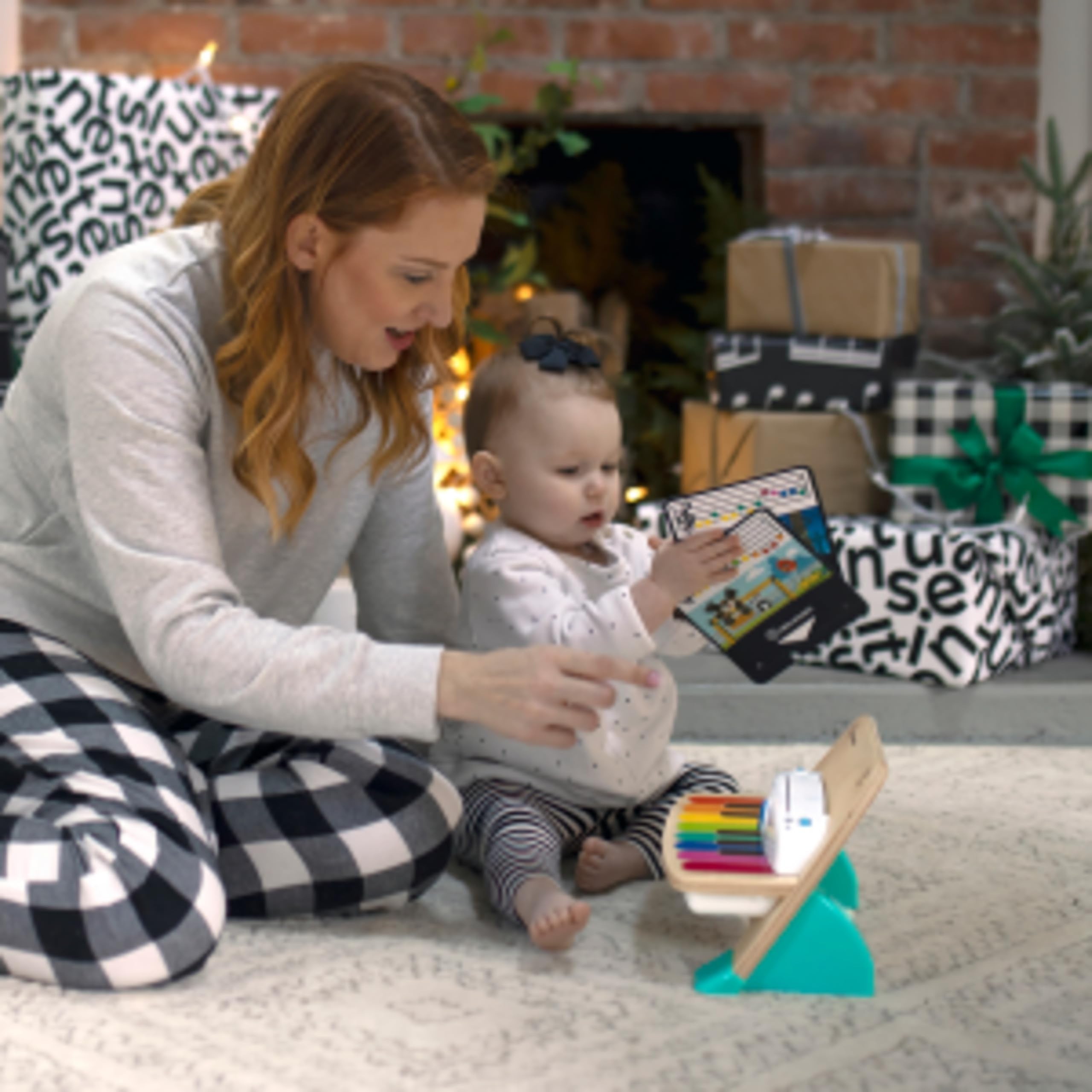 Baby Einstein Hape Magic Touch Piano – Musikspielzeug aus Holz für Kleinkinder von 6–36 Monaten 12