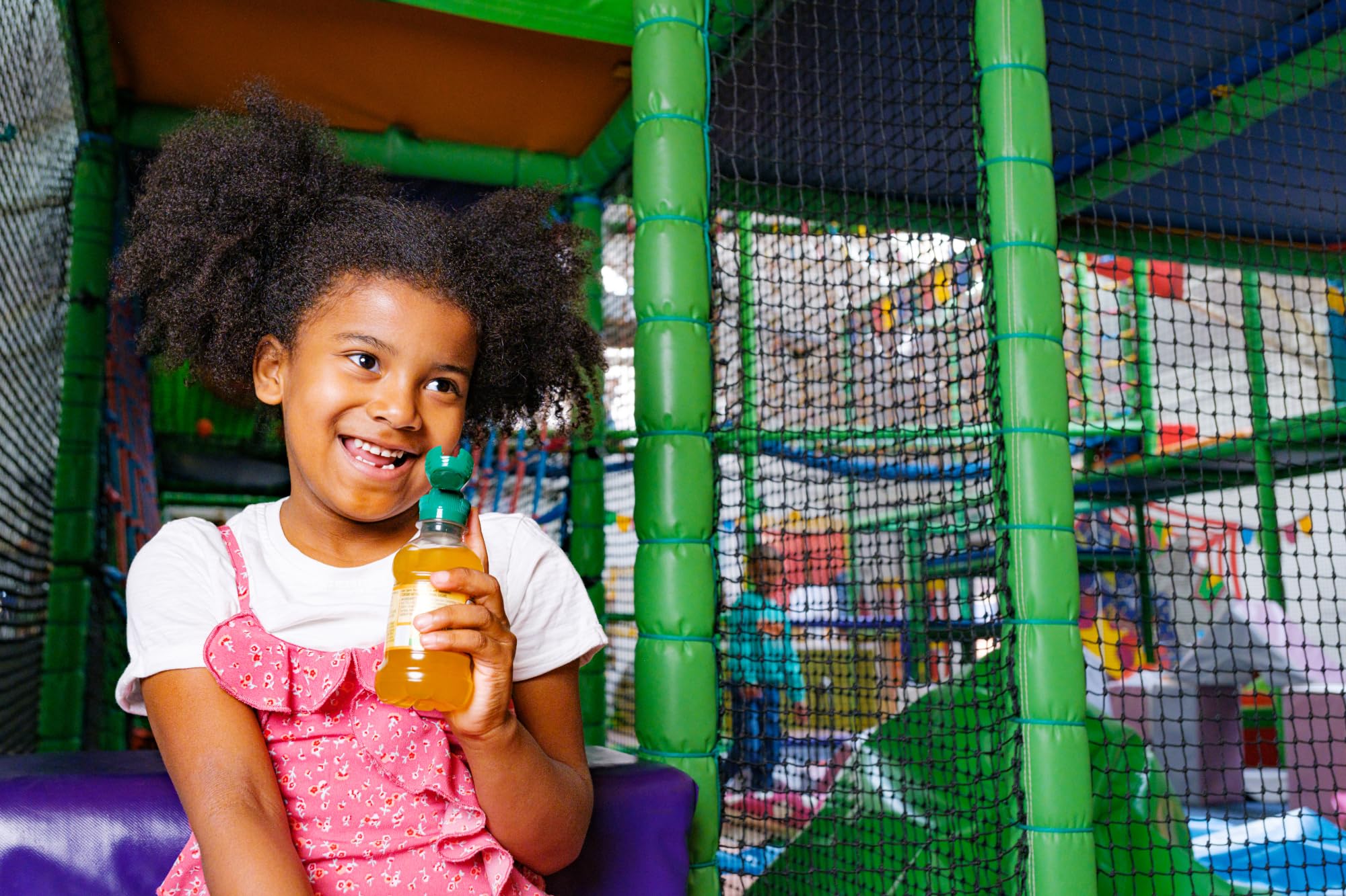 Robinsons Fruit Shoot Orange Low Calorie Soft Drink, 4 x 200ml 7