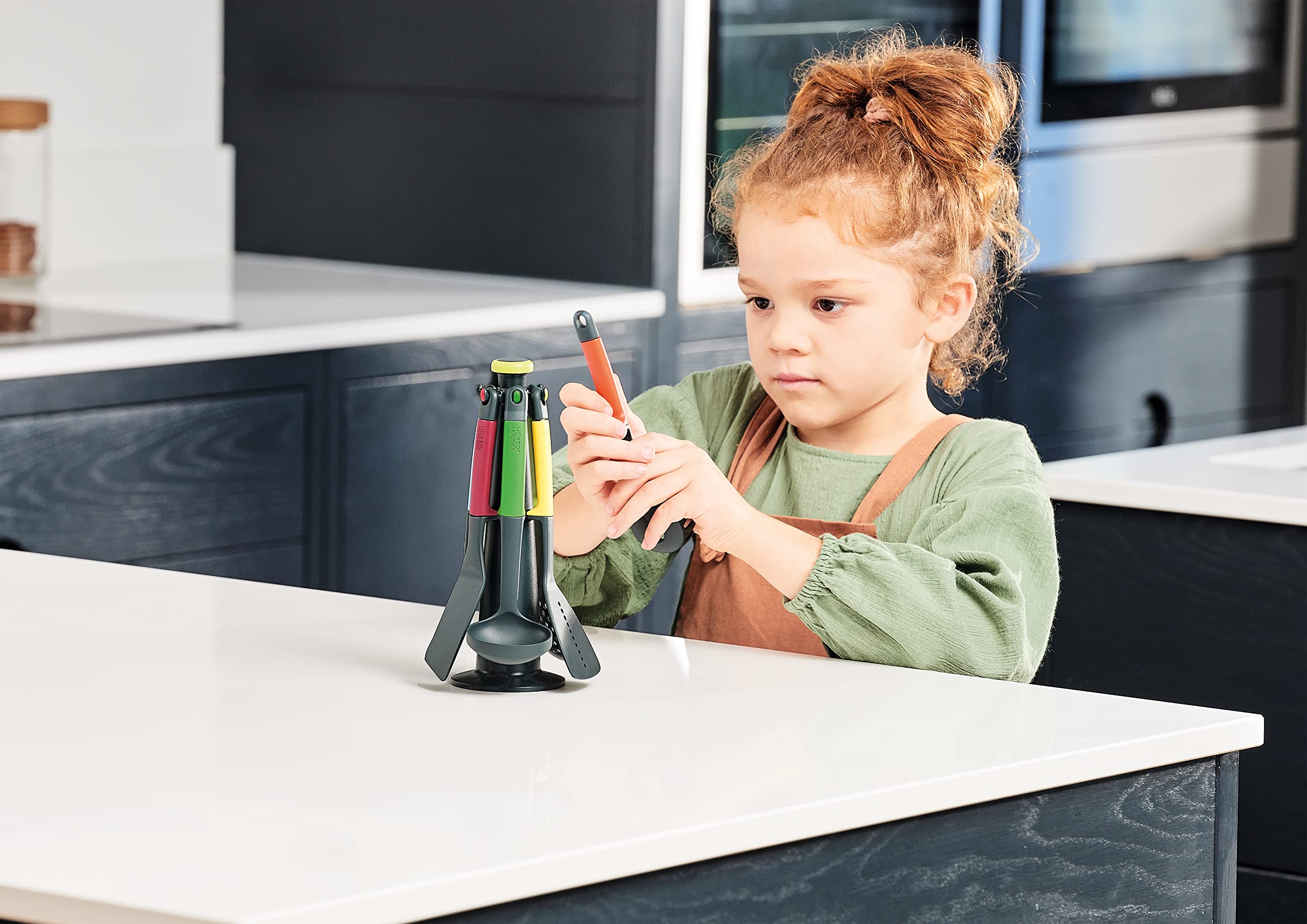 Casdon Joseph Joseph Elevate Colourful Kitchen Utensil Set for Children Aged 3+