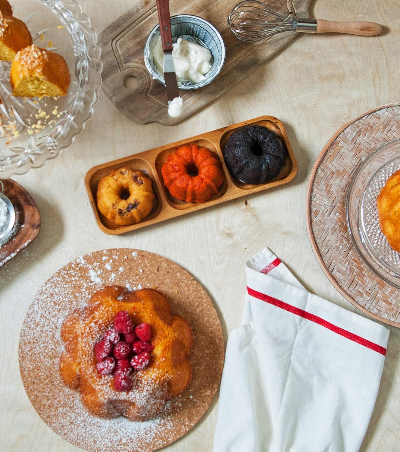 Tortuga Golden Original Rum Cake with Walnuts, 454g 8