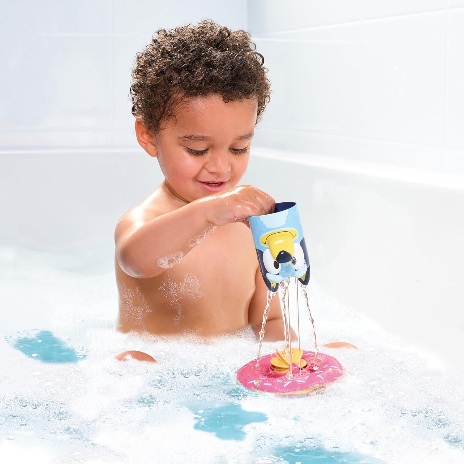 TOMY Toomies Bluey Splash and Float Bath Toy - Pourer Cup with Water Wheel for 18 Months+ 5