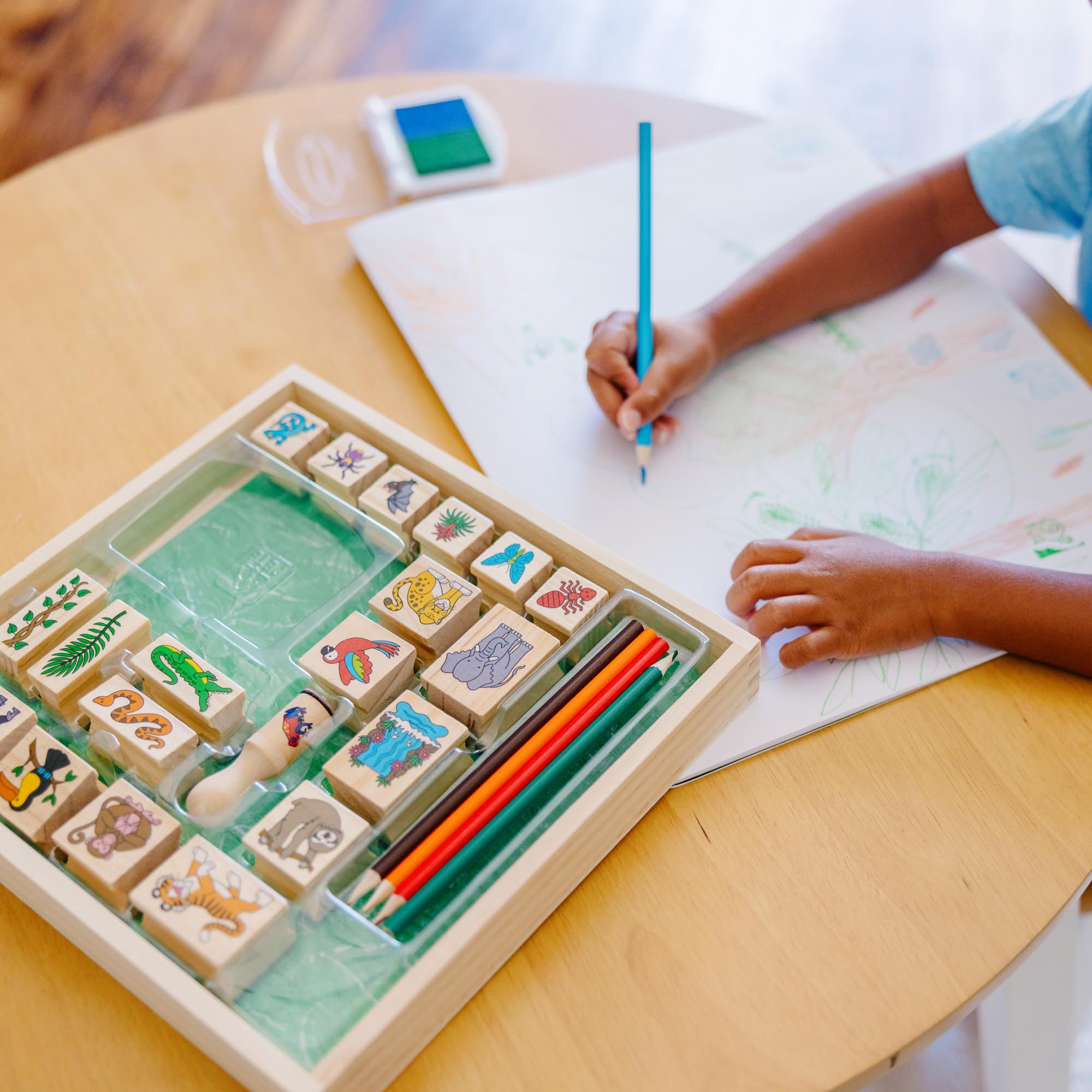 Melissa & Doug Stamp-a-Scene Rain Forest - 20-Piece Stamp Set with Colored Pencils & Ink Pad 11
