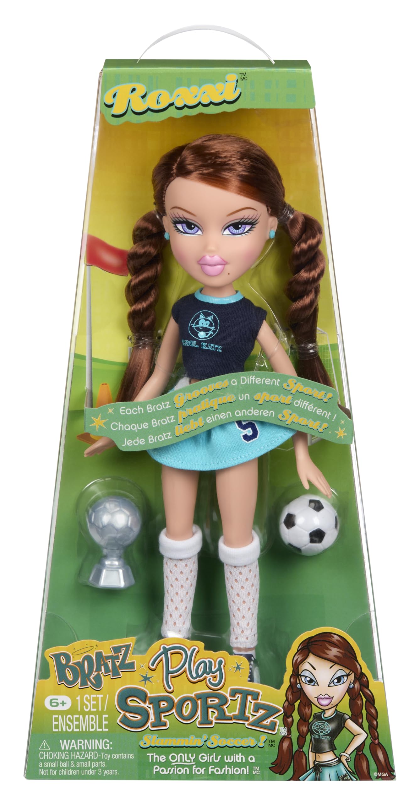 Bratz Play Sportz Roxxi Fashion Doll with Soccer Accessories - 20th Anniversary Reproduction 10