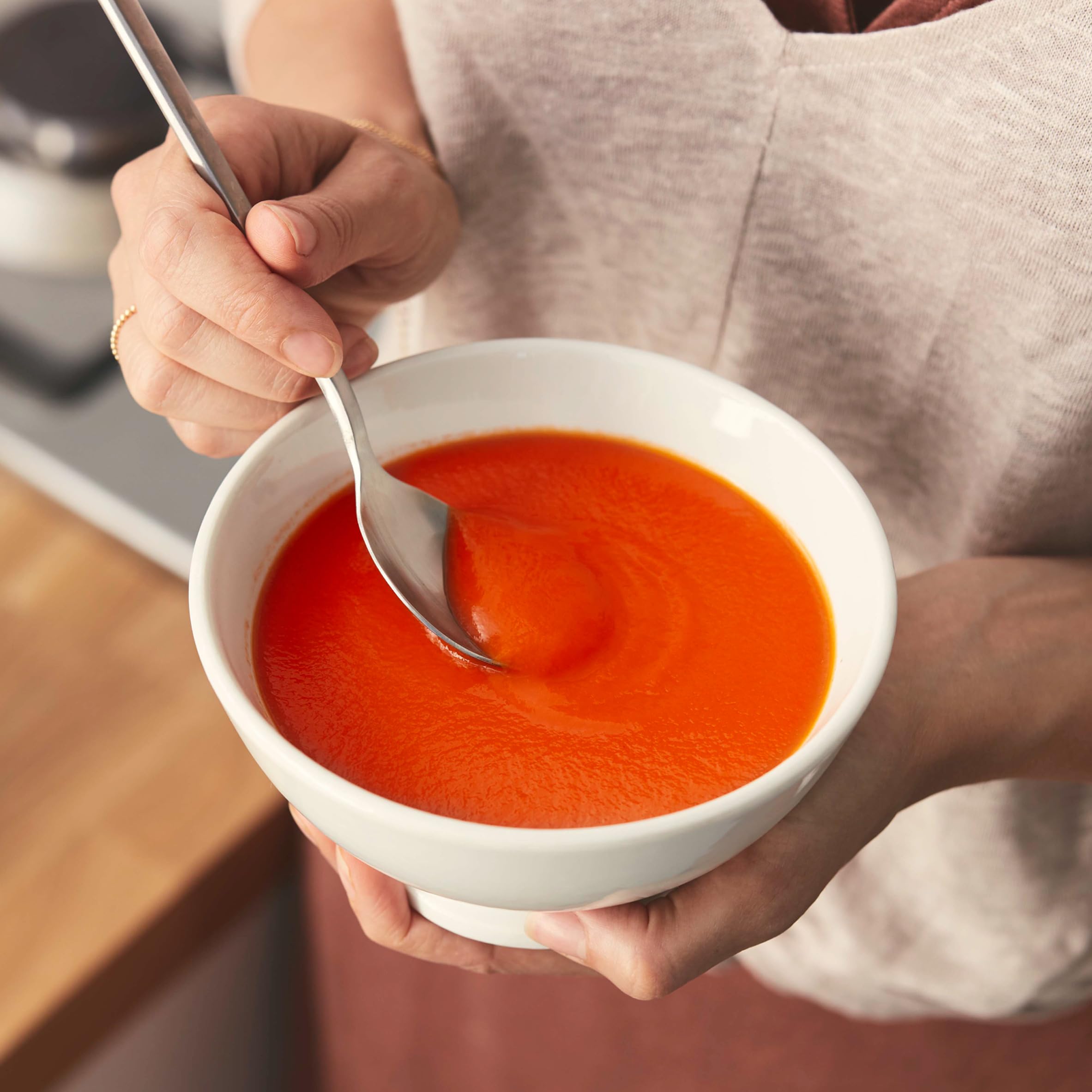 HEINZ - No Added Sugar Cream of Tomato Soup 400g 3