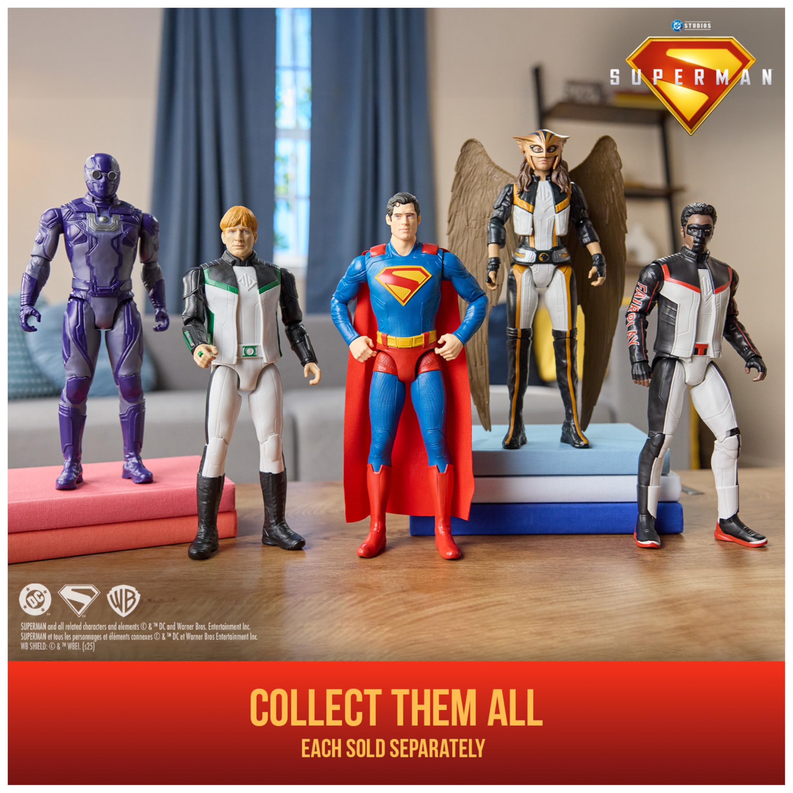 DC Comics Superman 30-cm Action Figure - 11-Point Articulation for Kids Ages 4+ 8